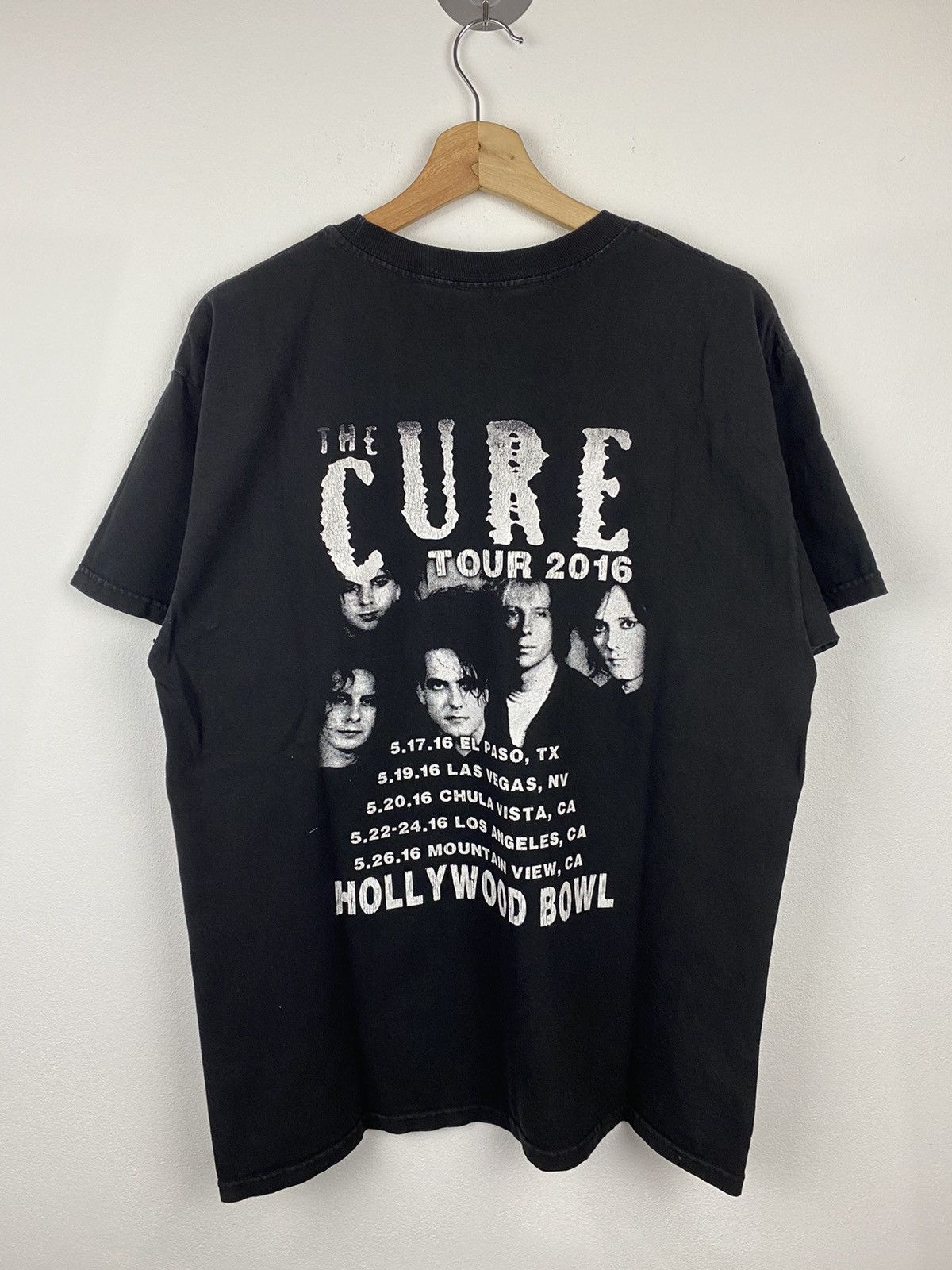 Other The Cure Tour T-shirt Size US L / EU 52-54 / 3 - 4 Thumbnail