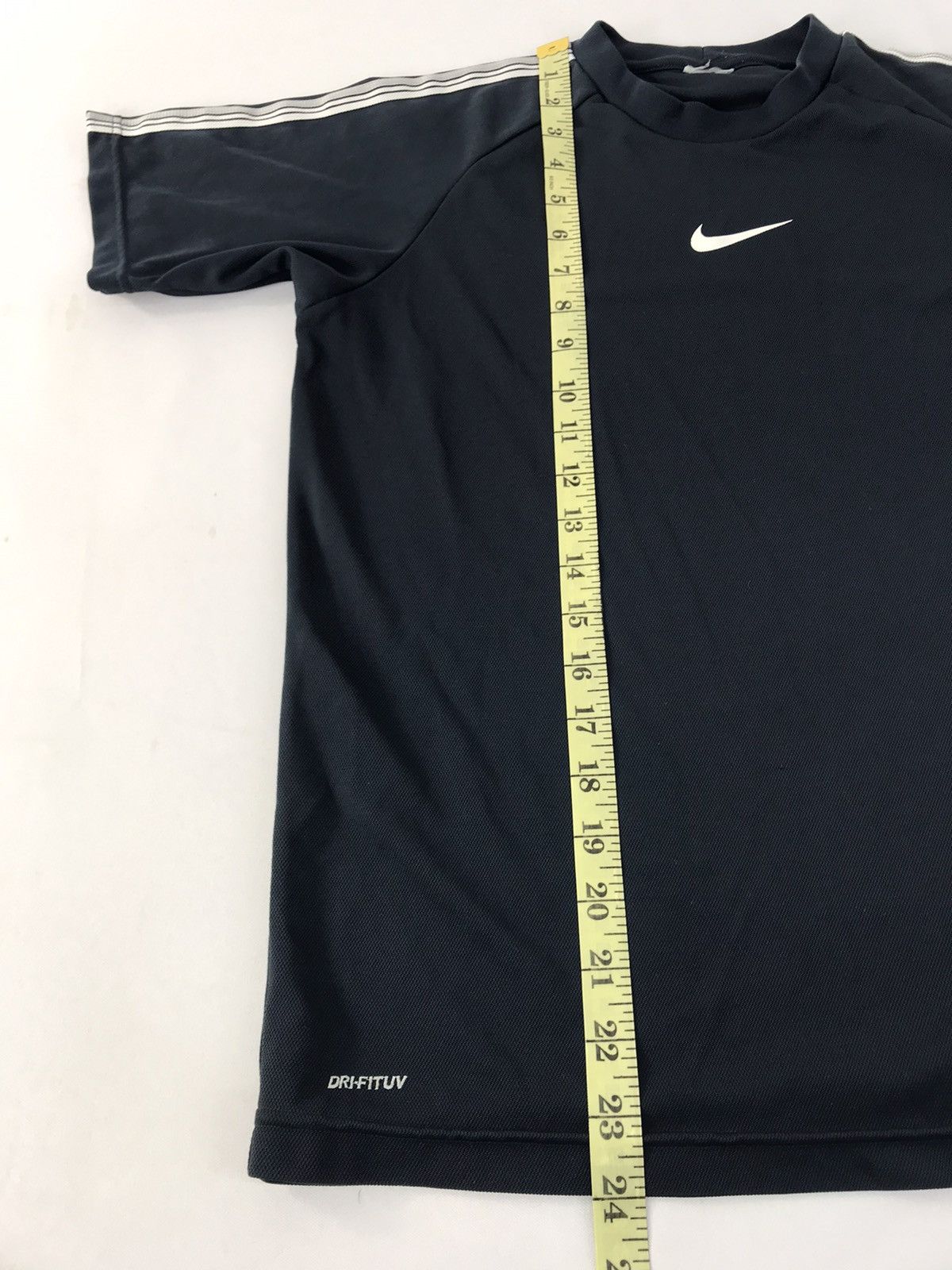 Vintage Nike Swoosh Logo Jerseys Tee Boy's L Men's S Size US S / EU 44-46 / 1 - 9 Thumbnail