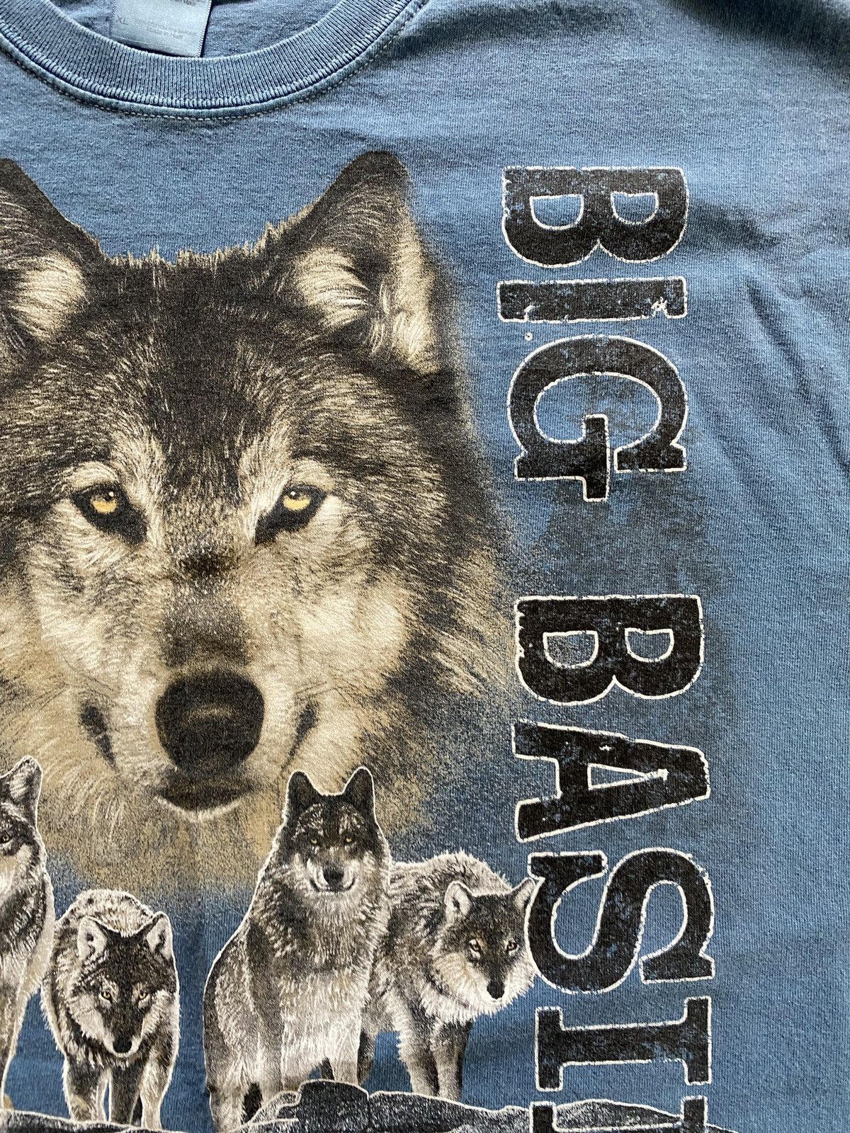 Gildan Vintage Y2K’s Wolves Big Basin State Park Tee Size US XL / EU 56 / 4 - 3 Thumbnail