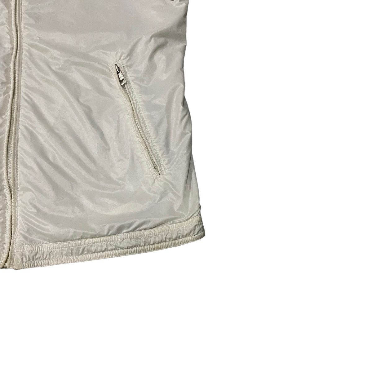 Moncler Moncler Big Logo Reversible Hoodie Puffer Jaket Size US S / EU 44-46 / 1 - 13 Thumbnail