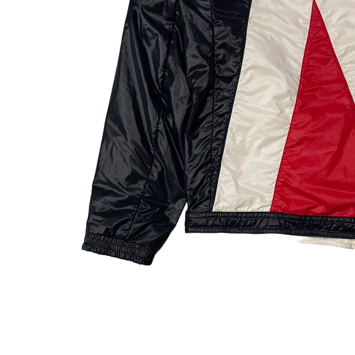 Moncler Moncler Big Logo Reversible Hoodie Puffer Jaket Size US S / EU 44-46 / 1 - 9 Thumbnail