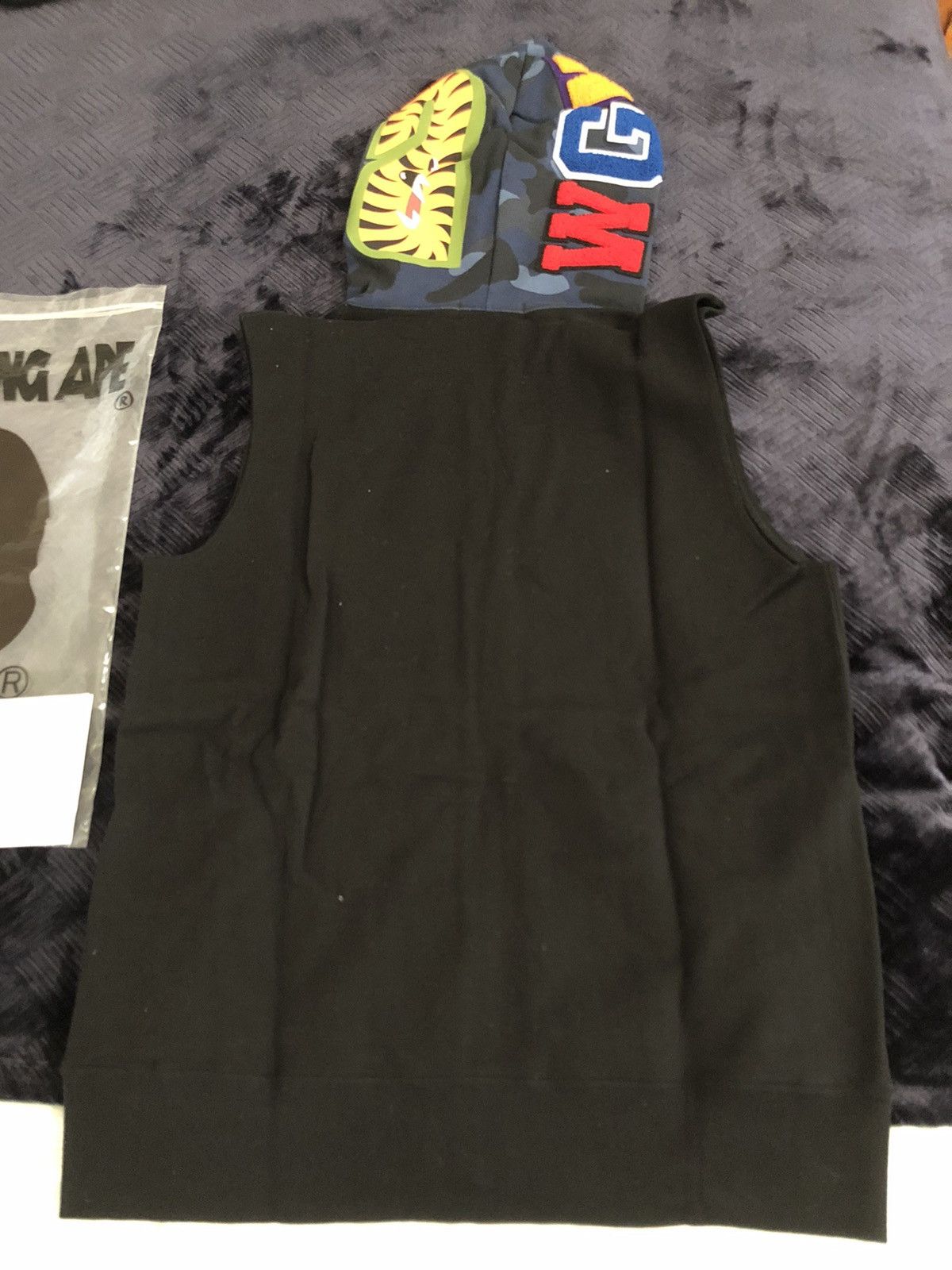 Bape Color Camo Shark Sleeveless Full Zip Hoodie Size US M / EU 48-50 / 2 - 3 Thumbnail
