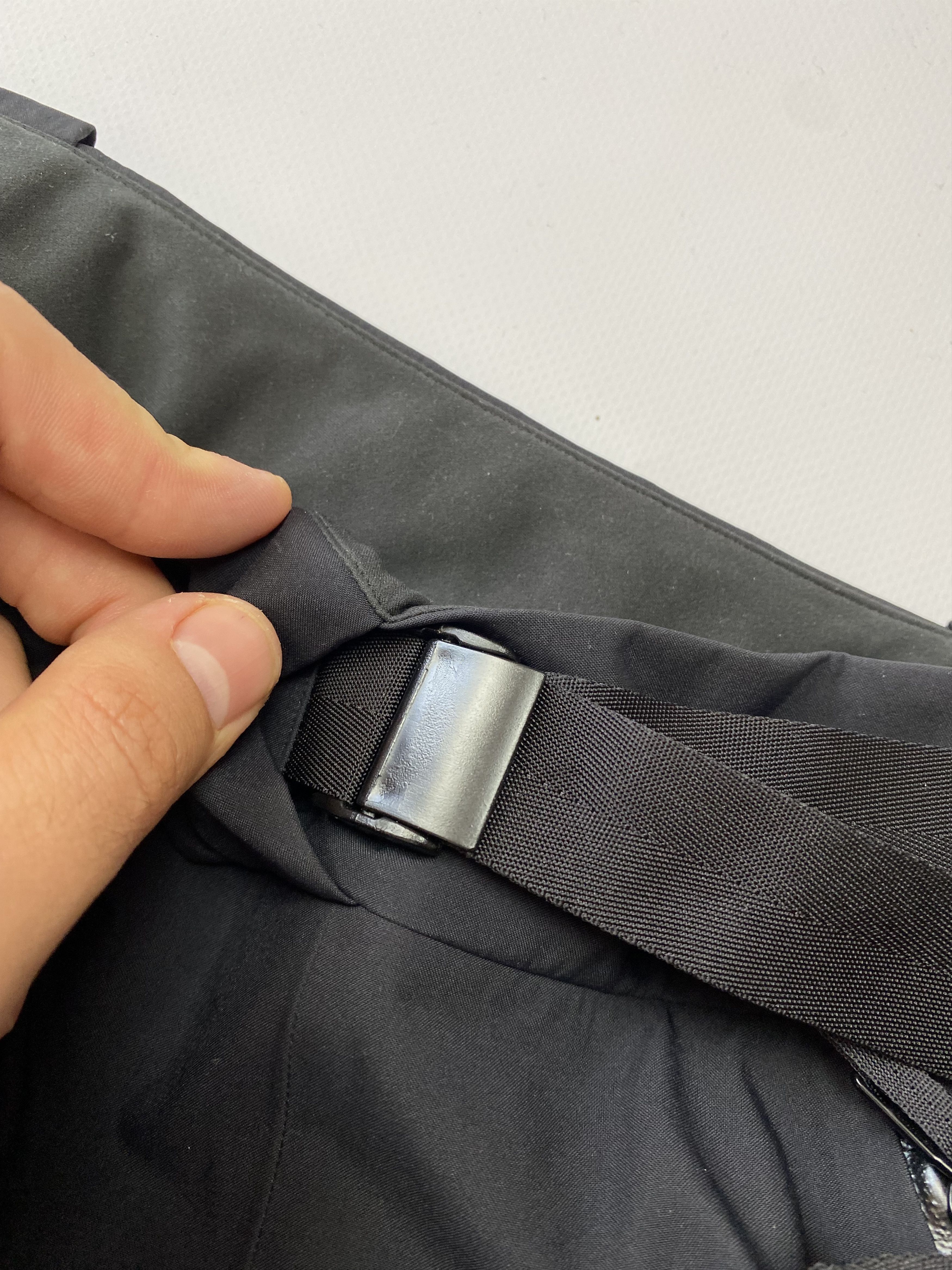 Arc'teryx Women Recco System Gore-Tex Ski Pants Arcteryx Size 32" / US 10 / IT 46 - 12 Thumbnail