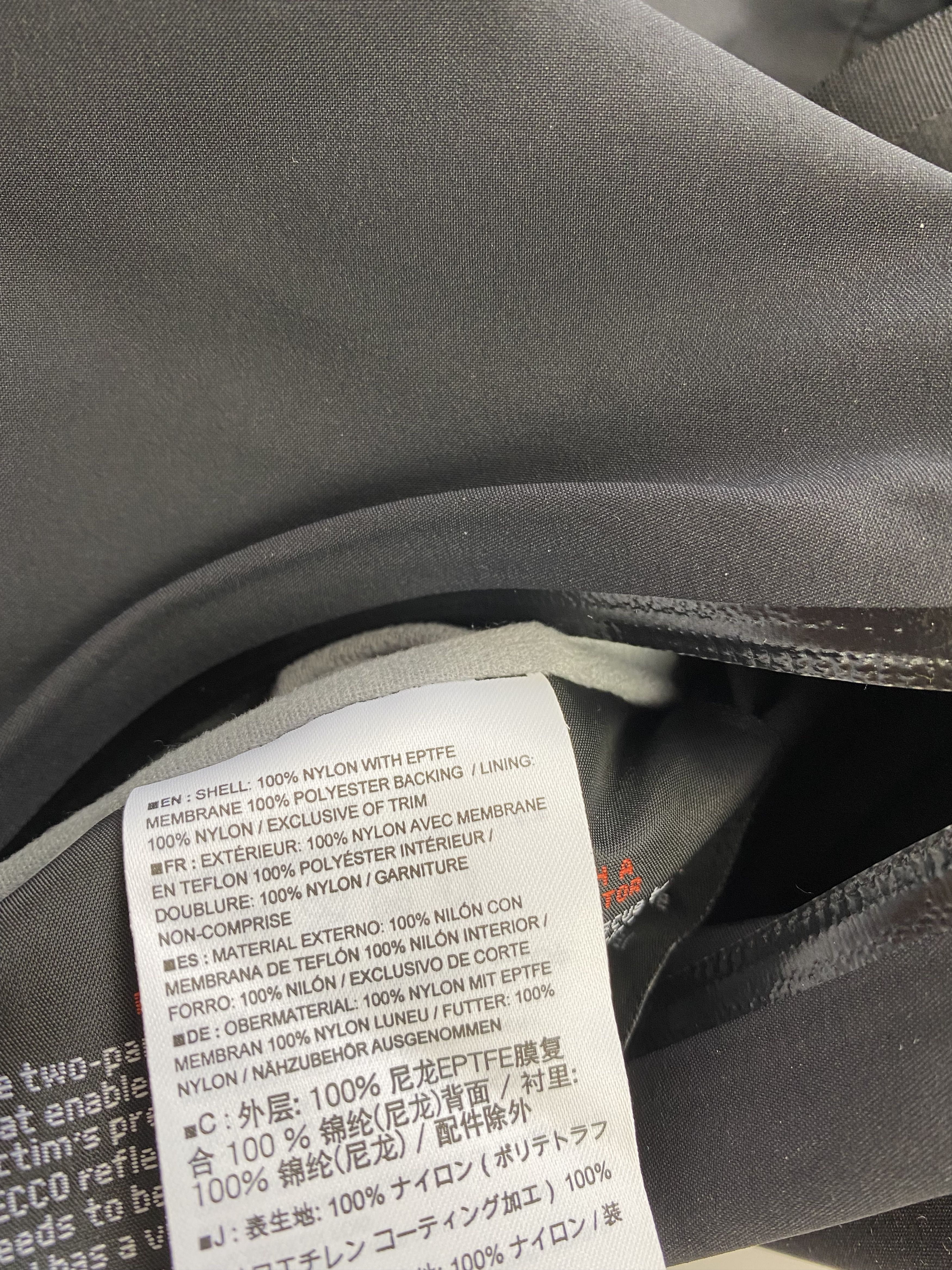 Arc'teryx Women Recco System Gore-Tex Ski Pants Arcteryx Size 32" / US 10 / IT 46 - 16 Thumbnail