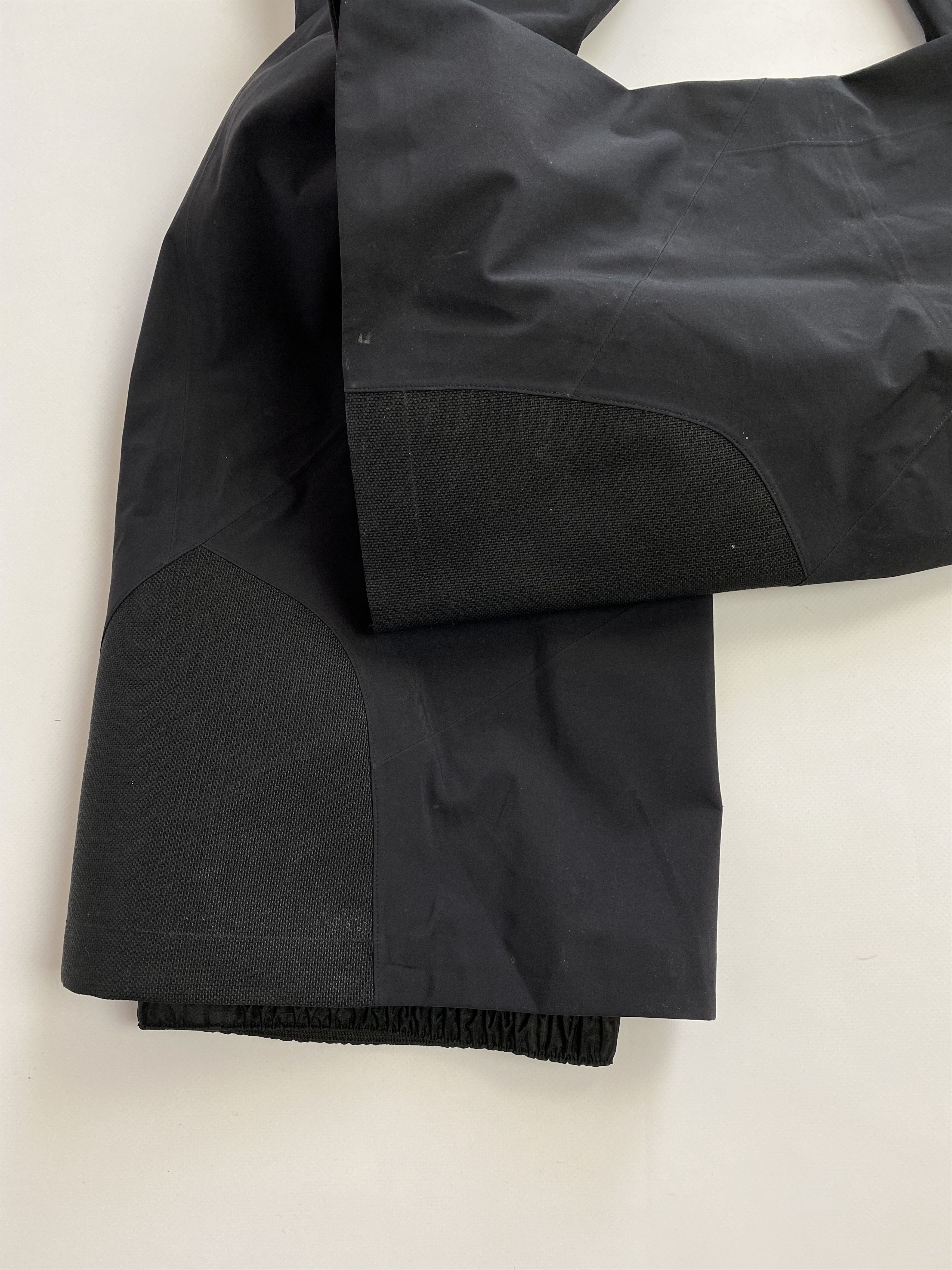 Arc'teryx Women Recco System Gore-Tex Ski Pants Arcteryx Size 32" / US 10 / IT 46 - 2 Thumbnail