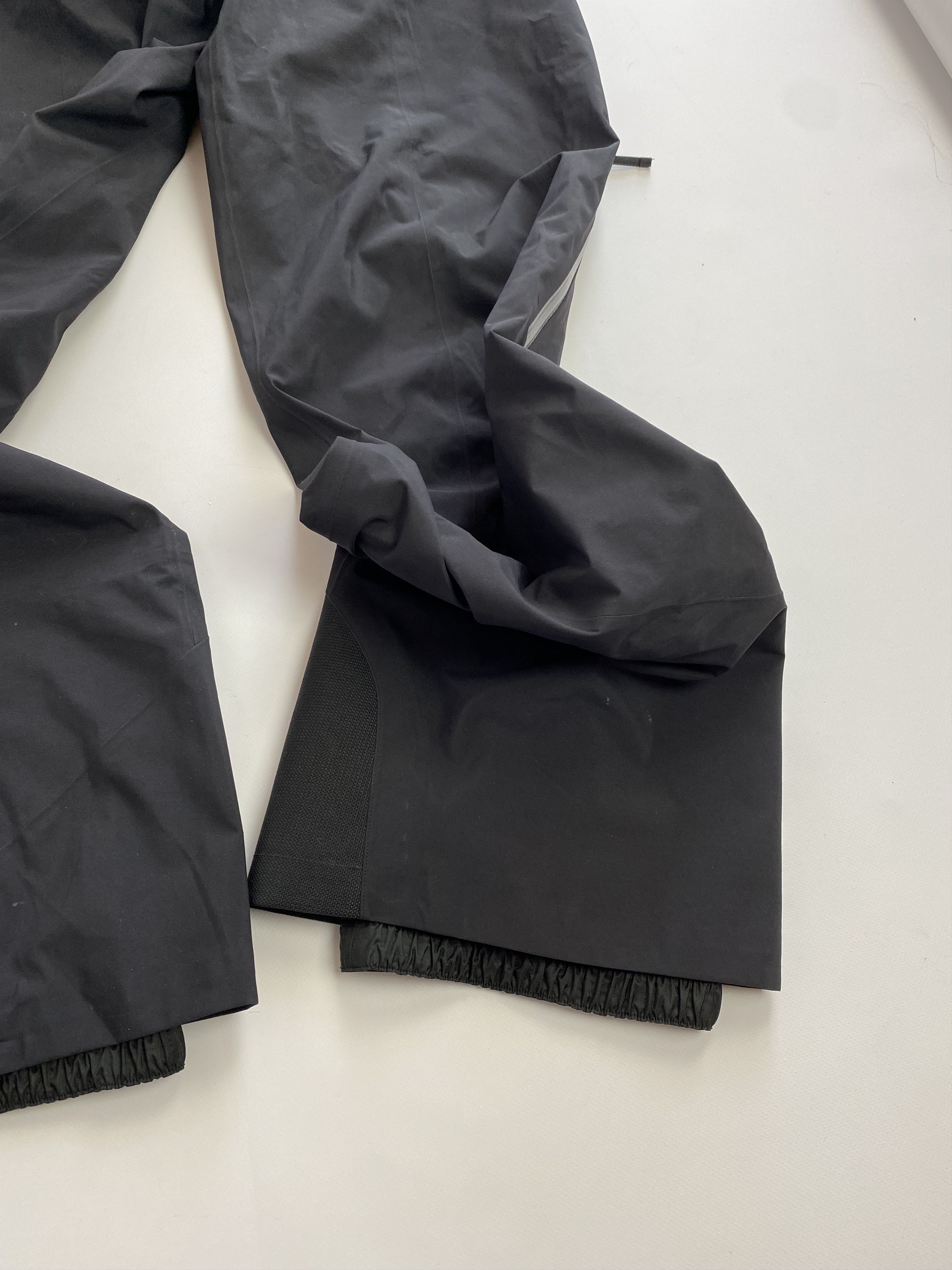 Arc'teryx Women Recco System Gore-Tex Ski Pants Arcteryx Size 32" / US 10 / IT 46 - 5 Thumbnail