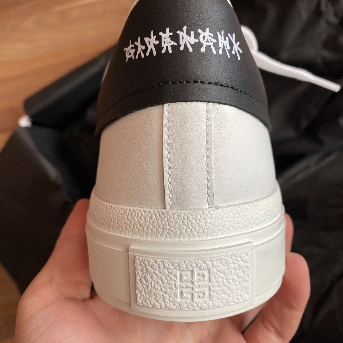 Givenchy Givenchy Chito City Court Dog Print Low Top Sneakers Size US 12 / EU 45 - 4 Thumbnail