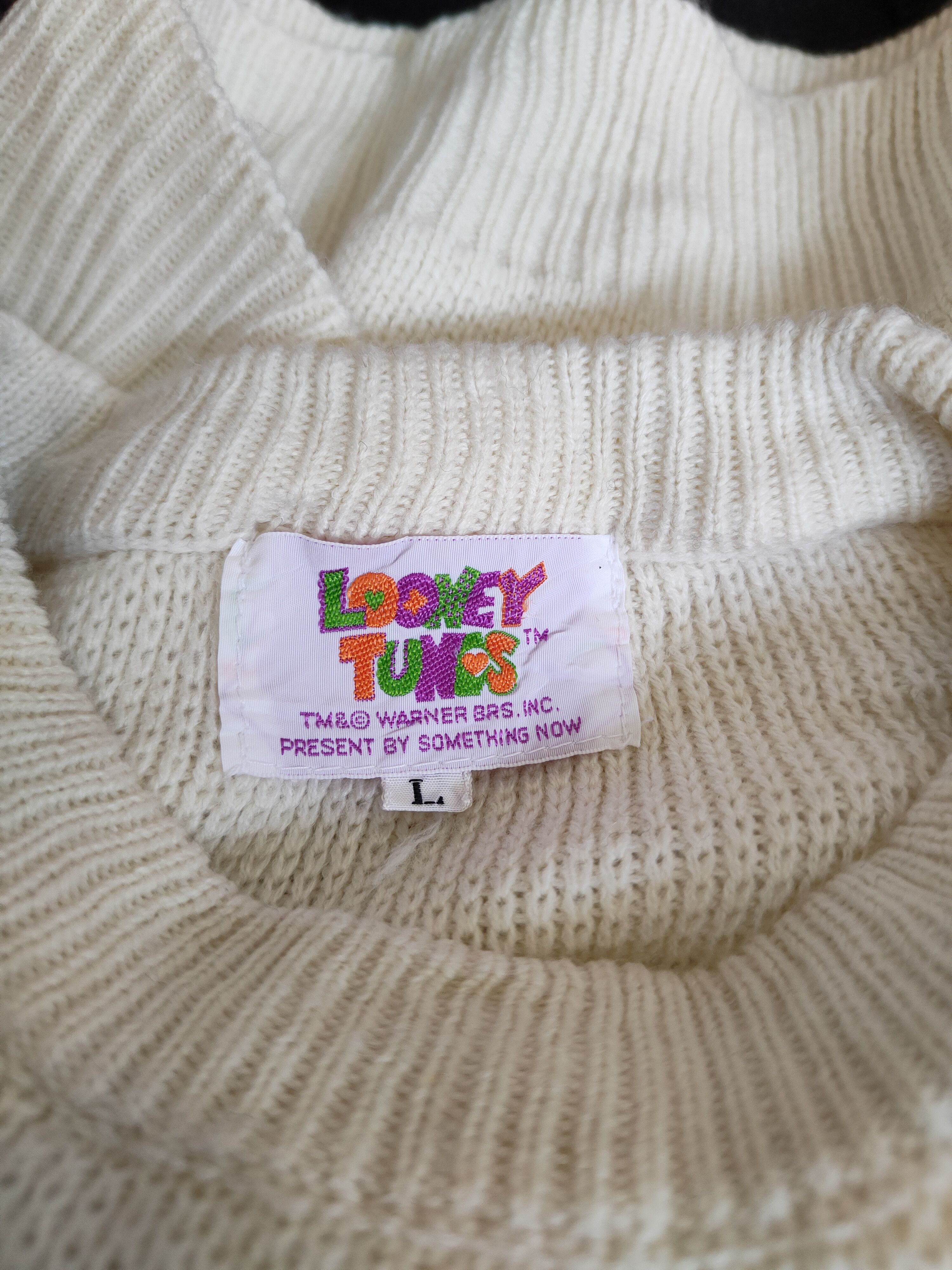 Cartoon Network DL Looney Tunes-Bugs Bunny Knitwear Sweatshirt vintage #5467 Size US L / EU 52-54 / 3 - 13 Thumbnail