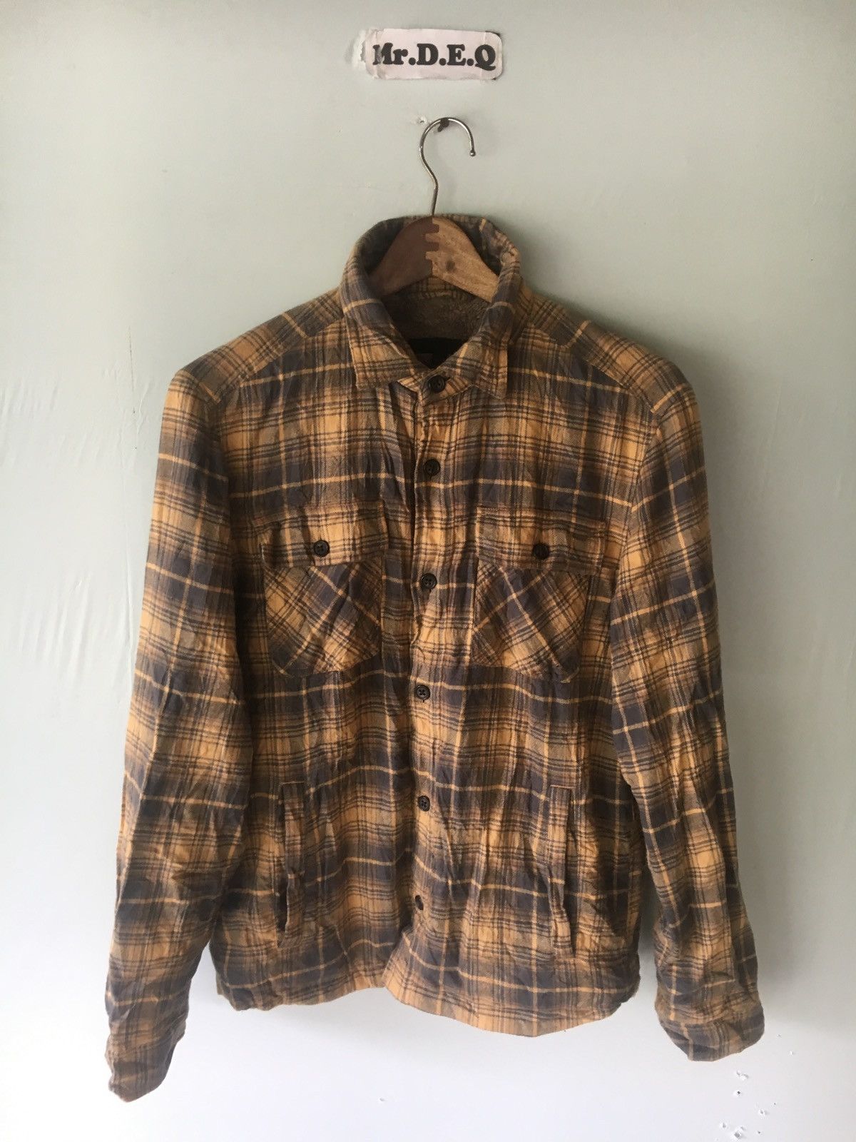 Japanese Brand UNIQLO YELLOW CHECK SIZE L SHIRT BUTTON UP Size US L / EU 52-54 / 3 - 1 Thumbnail