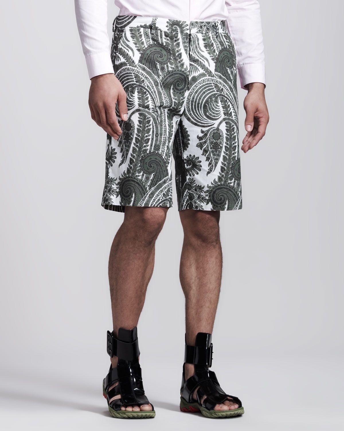 Givenchy 🔥LAST CALL‼️Givenchy Paisley Bermuda Summer Shorts Size US 32 / EU 48 - 1 Thumbnail