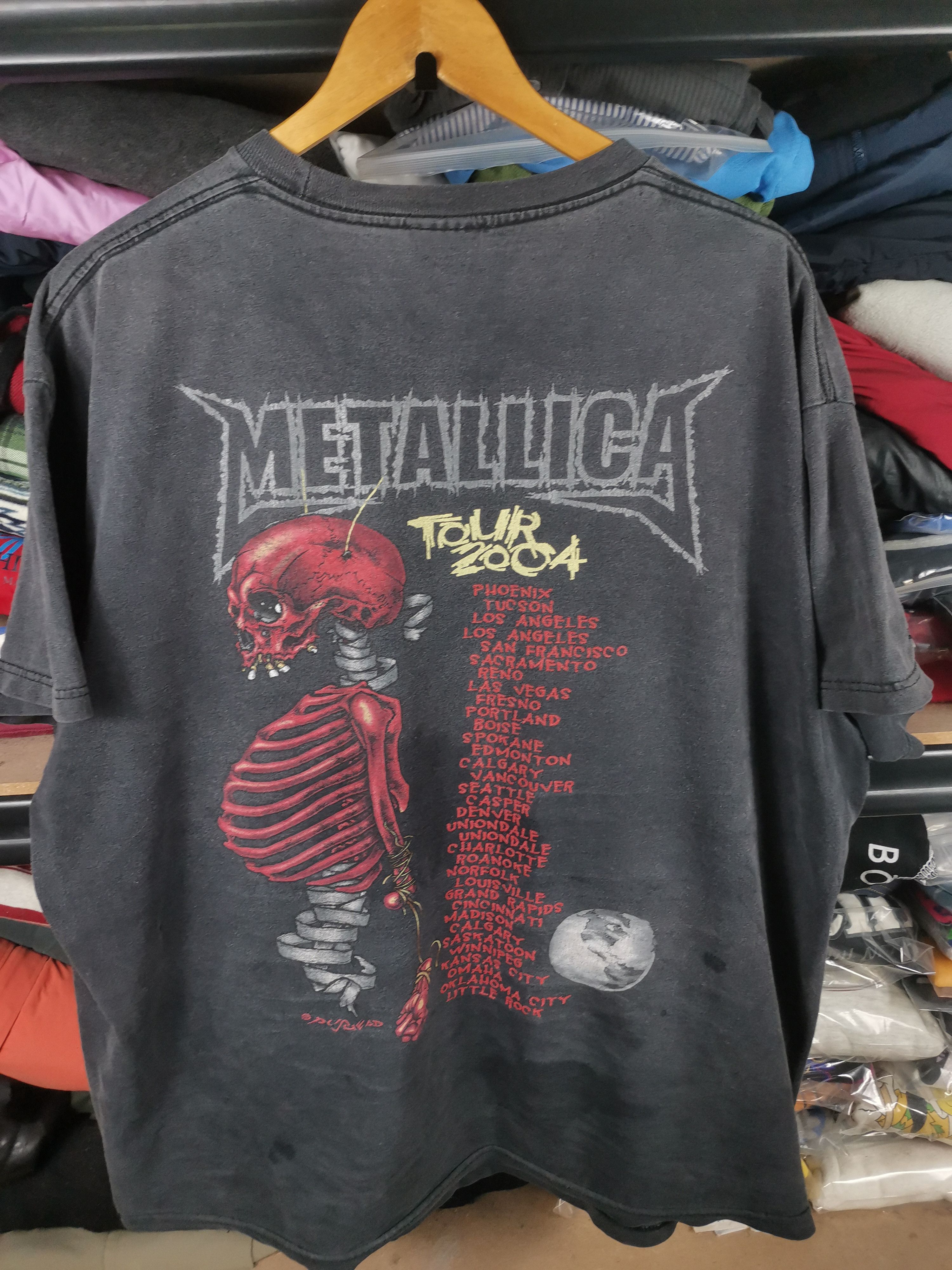 Metallica Vintage Metallica Pushead Tour 2004 Tshirt Sun Faded Size US XL / EU 56 / 4 - 4 Thumbnail