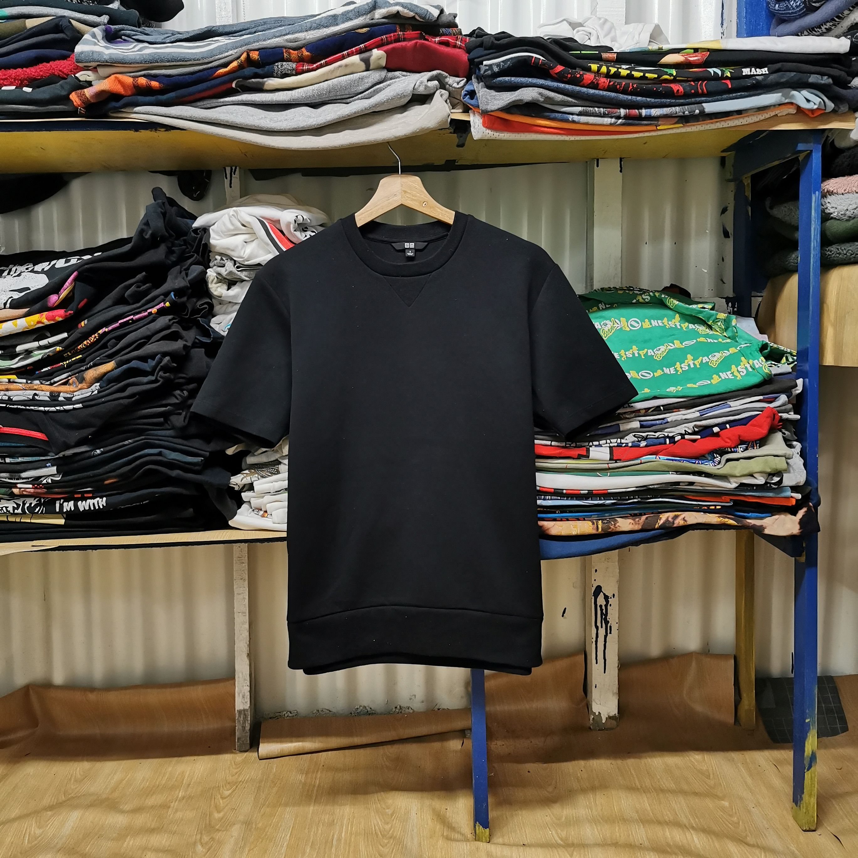 Japanese Brand Uniqlo short sleeve sweatshirt Size US S / EU 44-46 / 1 - 1 Thumbnail