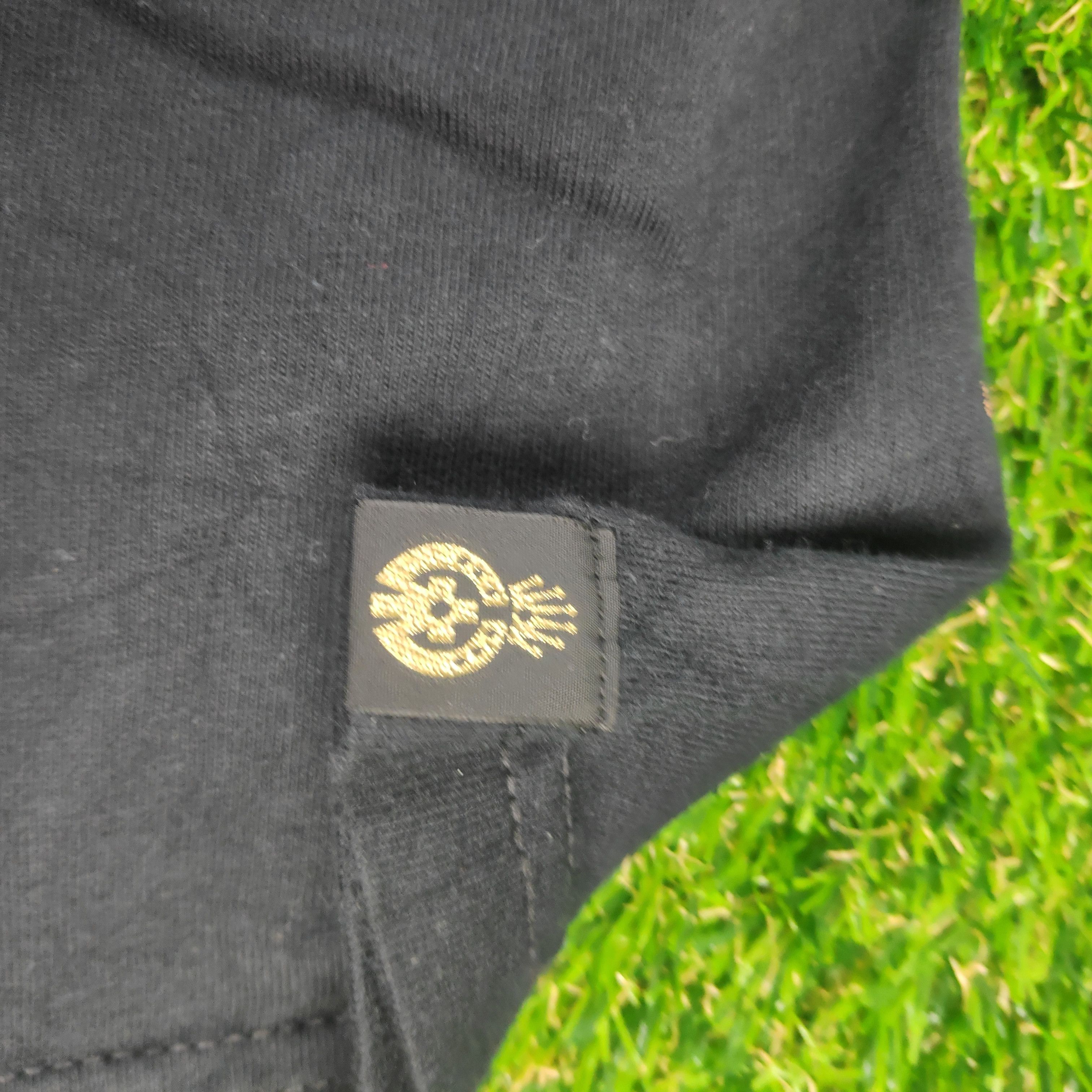 Japanese Brand Kishidenne Wrerutogood Fuckin in Xmas Size US M / EU 48-50 / 2 - 7 Thumbnail