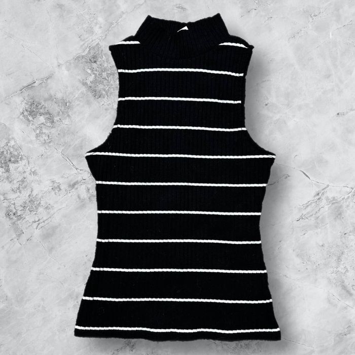 AriZona Arizona jeans black white striped turtleneck tank top smal
