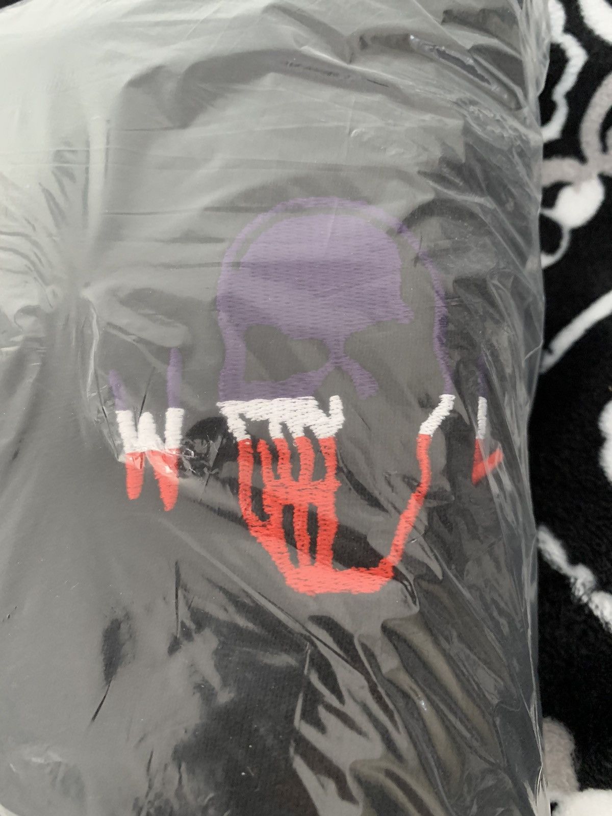 NBA × Warren Lotas Dinosaur (city edition) Toronto Raptors Hoodie Size US L / EU 52-54 / 3 - 5 Thumbnail