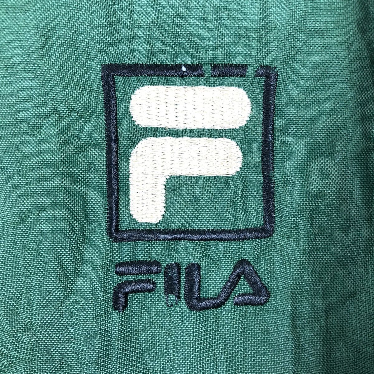 Fila Vintage 90's Fila Big Logo Embroidered Windbreaker Size US XL / EU 56 / 4 - 8 Thumbnail