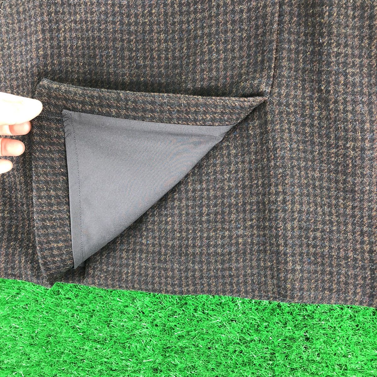 Uniqlo Uniqlo Wool Mini Skirt for Sexy Ladies Size 26" / US 2 / IT 38 - 3 Thumbnail