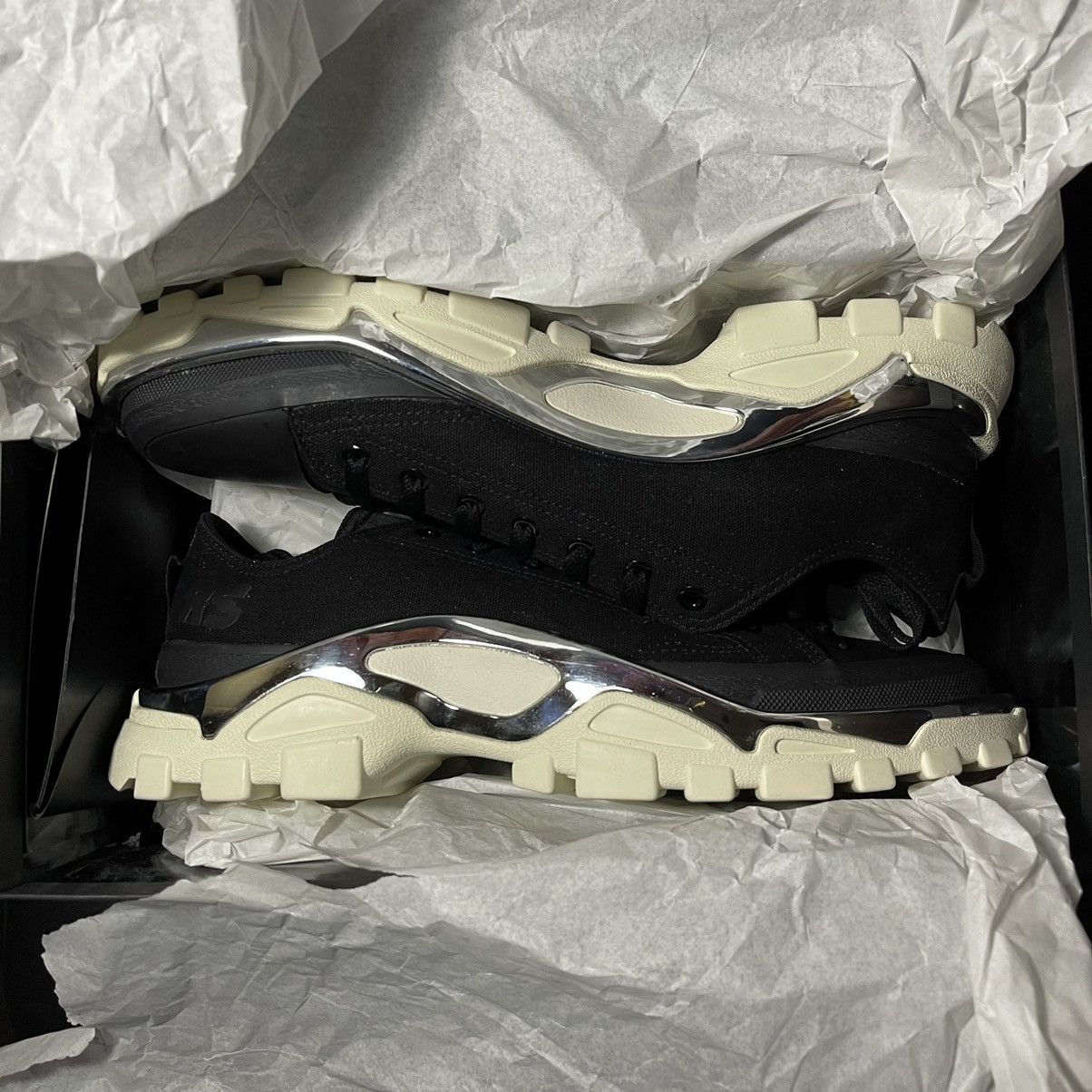 Adidas × Raf Simons Adidas Raf Simons Ozweego Detroit black white Size US 11 / EU 44 - 8 Thumbnail