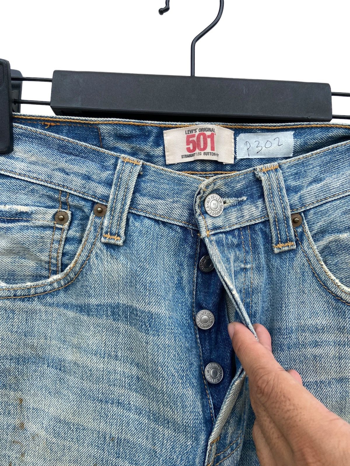 Levi's Levi’s 501 Distressed Jeans Size US 29 - 5 Thumbnail