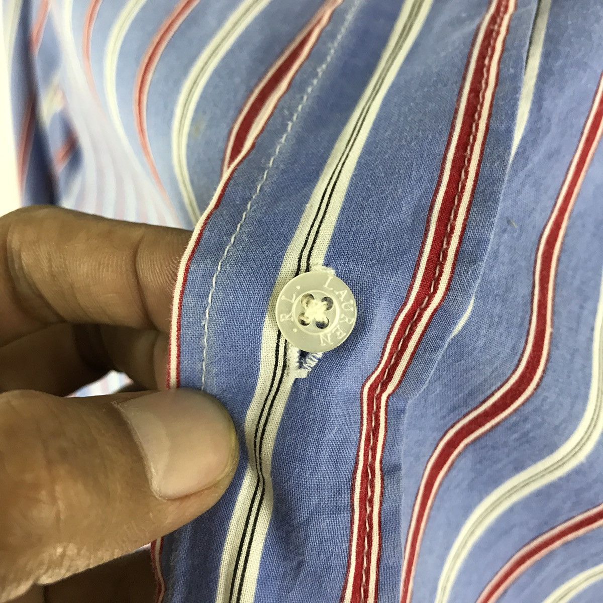 Lauren Ralph Lauren VTG LAUREN RALPH LAUREN STRIKE BUTTON LONG SLEEVE SHIRT Size US L / EU 52-54 / 3 - 7 Thumbnail