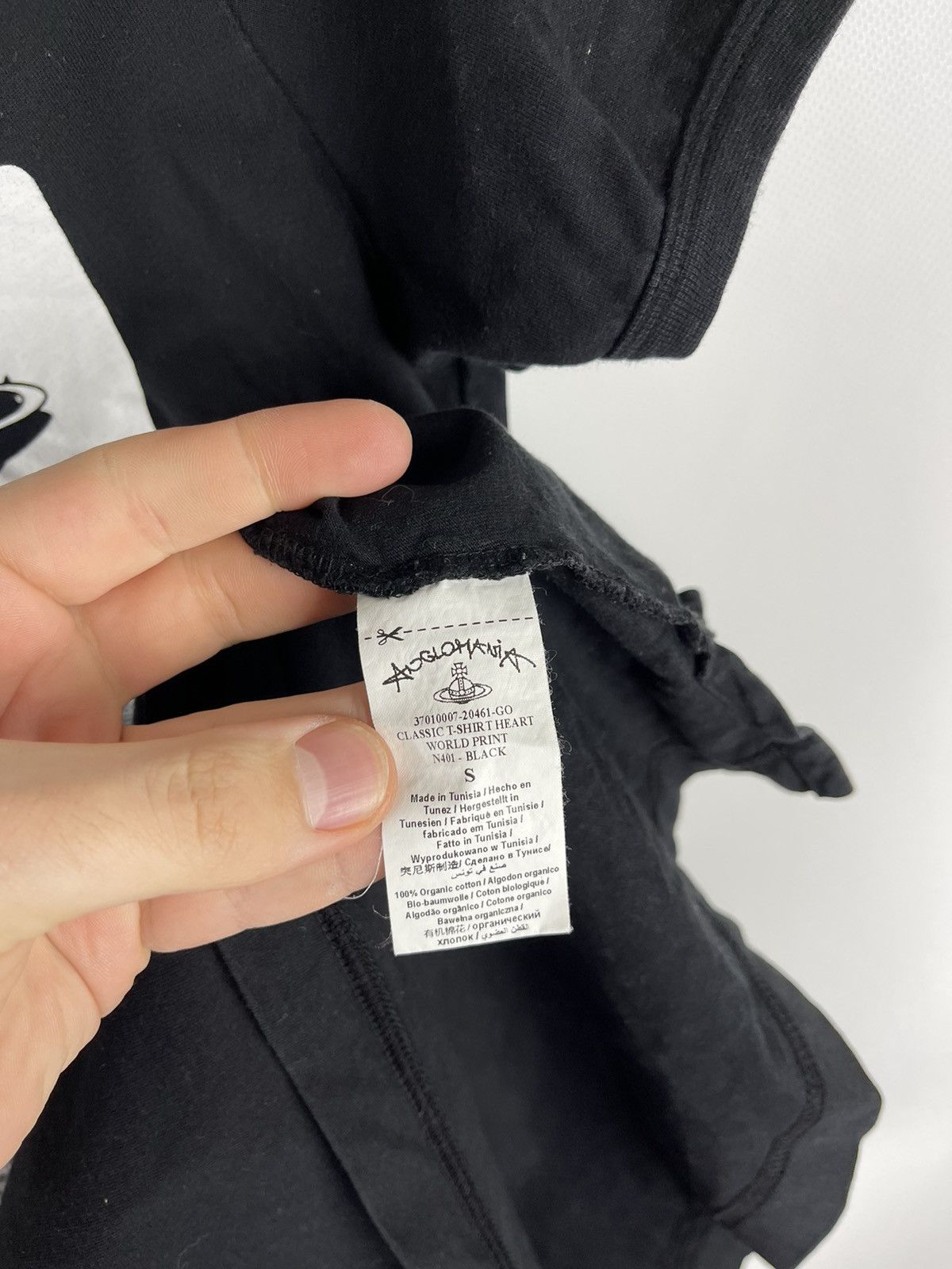 Vivienne Westwood Vivienne Westwood Anglomania Chaos classic heart world print Size US S / EU 44-46 / 1 - 7 Thumbnail
