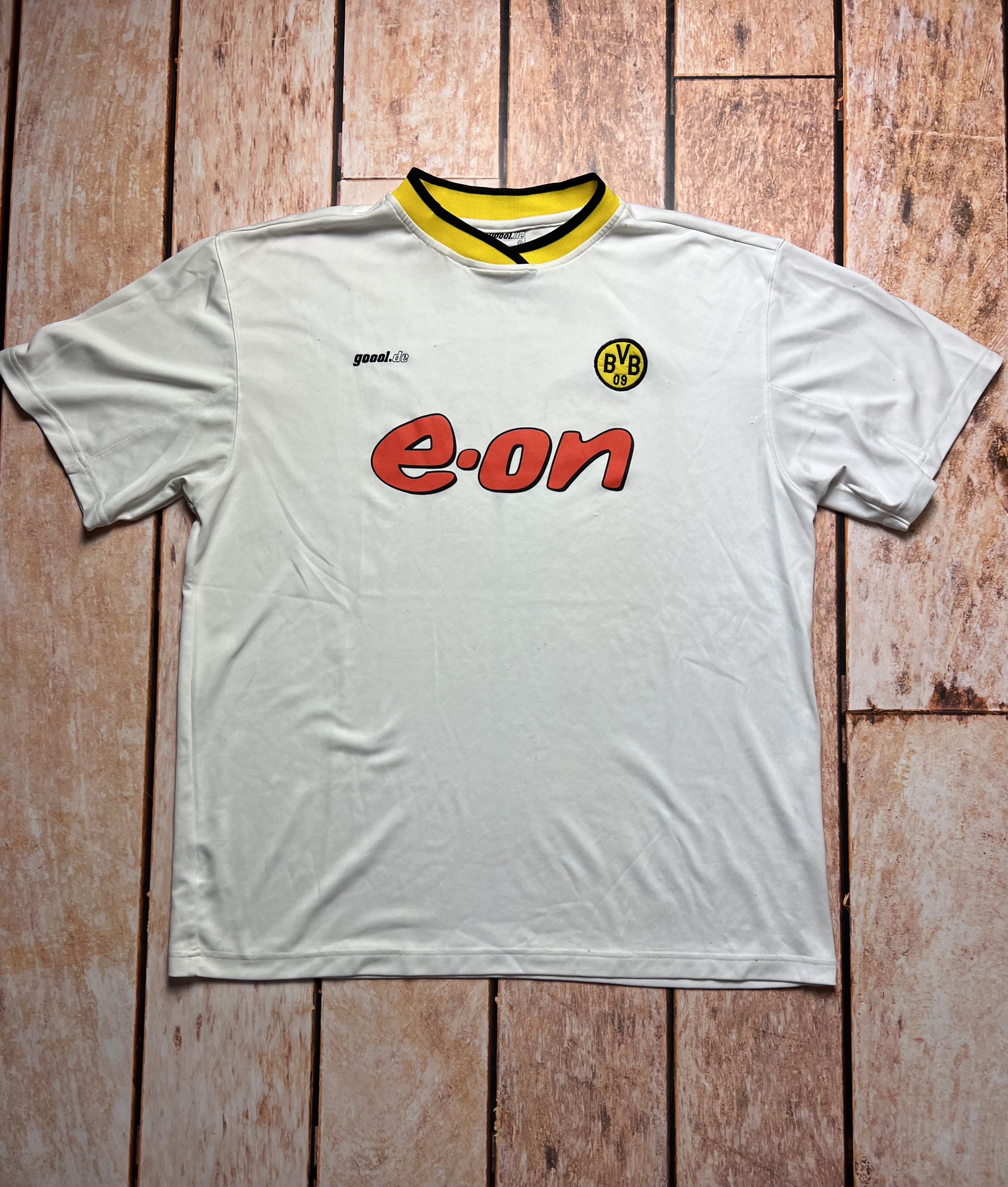 Soccer Jersey × Uefa × Vintage Borussia Dortmund 2002 2003 Goool De Vintage Soccer Shirt