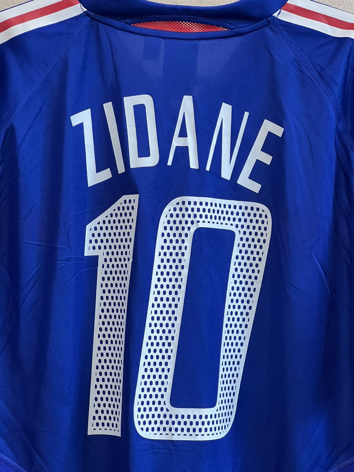 Adidas 2002-04 Vintage Adidas France #10 Zidan blue soccer jersey Size US XL / EU 56 / 4 - 6 Thumbnail