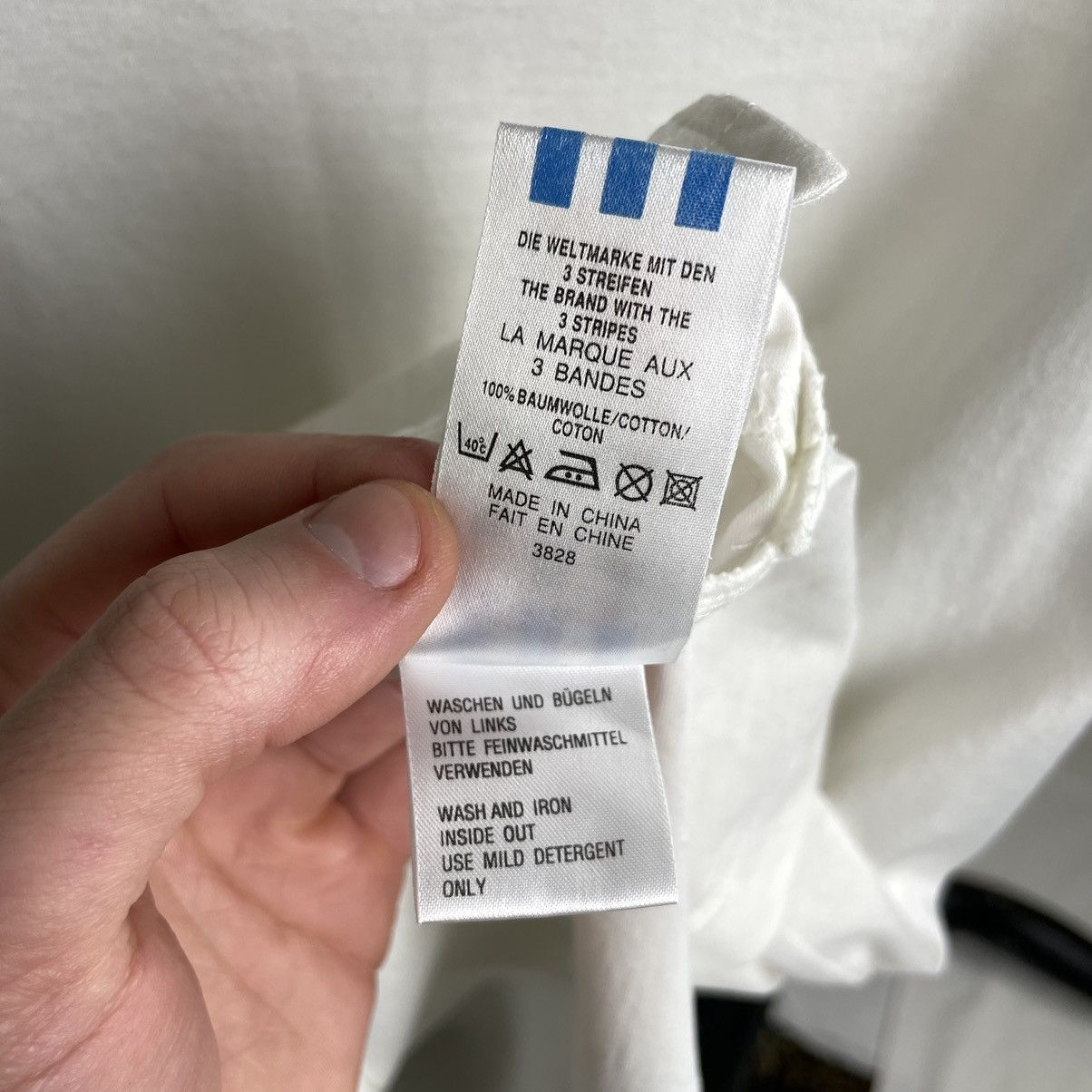 Adidas Vintage Adidas T-shirt Size US S / EU 44-46 / 1 - 9 Thumbnail