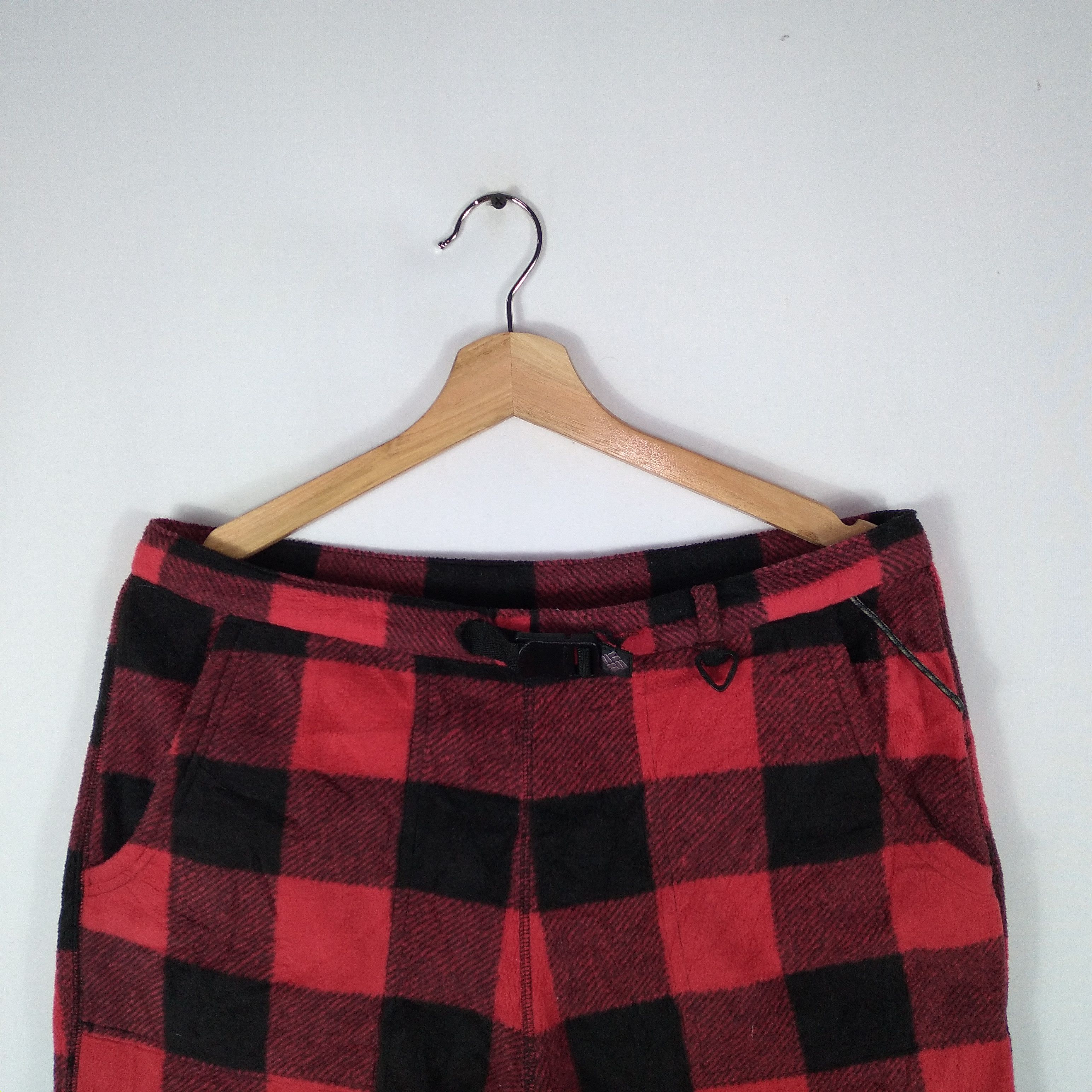 Columbia Vintage Columbia Red Tartan Wool Short Pants Size US 32 / EU 48 - 2 Thumbnail
