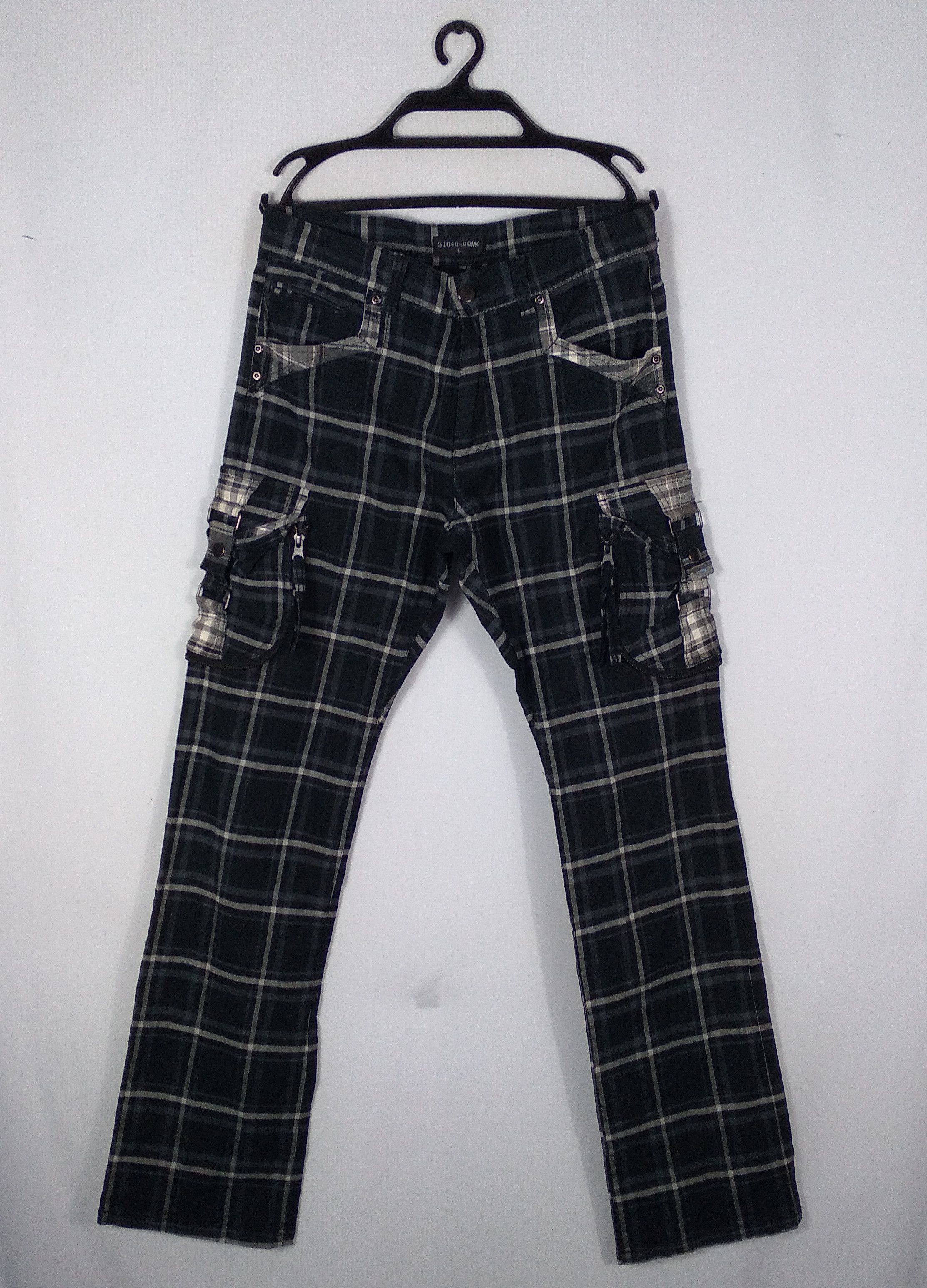 image of Avant Garde x Vintage 31040 6 Pockets Seditionaries Punk Tartan Style Casual Pants in Black, Men's