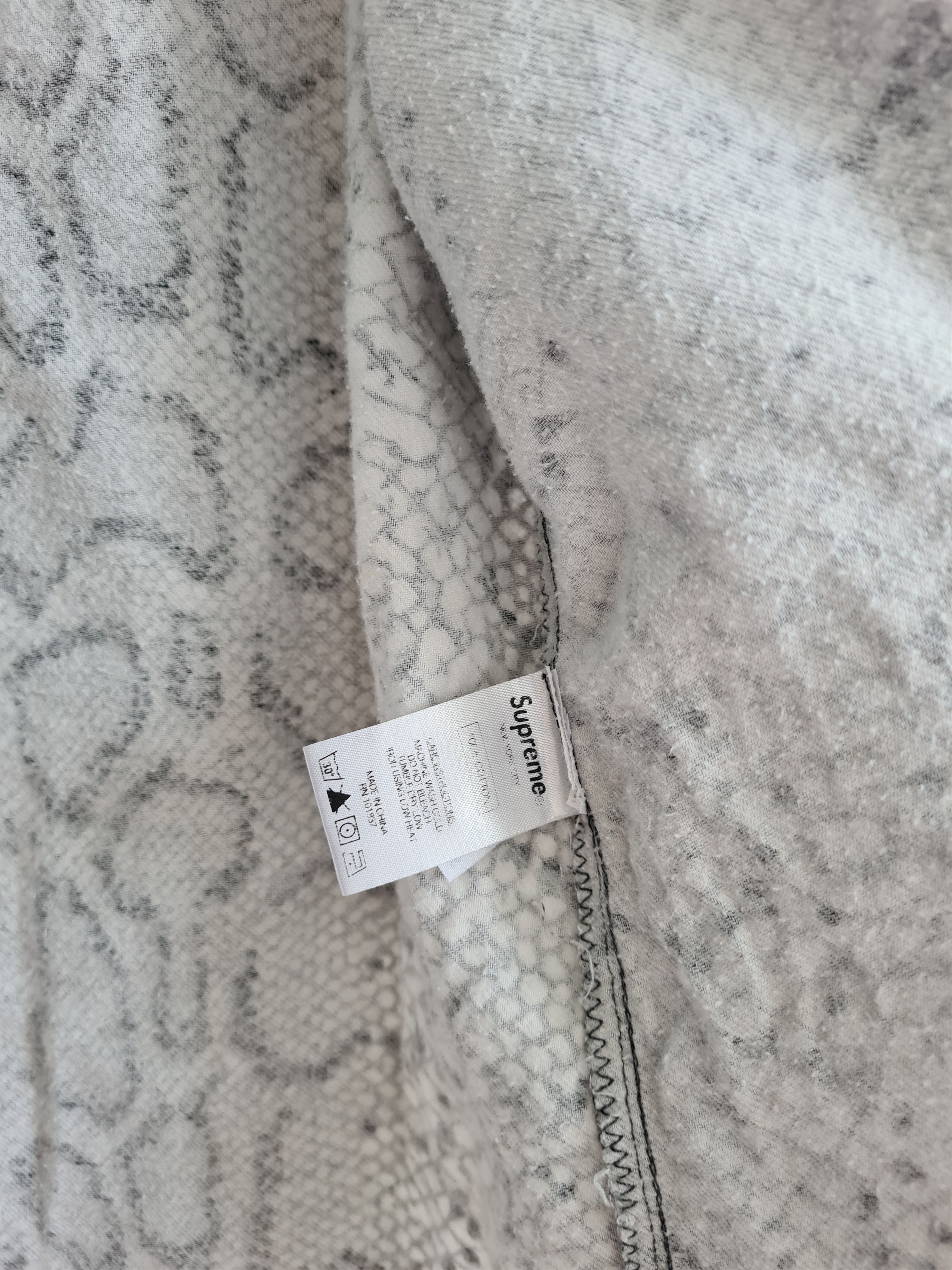 Supreme Snakeskin Flannel Shirt FW14 Size US M / EU 48-50 / 2 - 5 Thumbnail