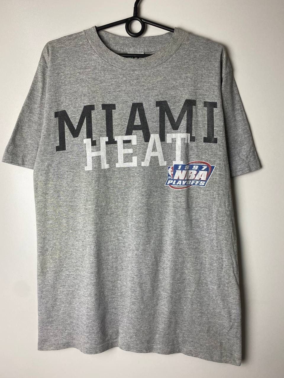 Vintage Miami Heat NBA 90s vintage t-shirt size M Size US M / EU 48-50 / 2 - 1 Thumbnail