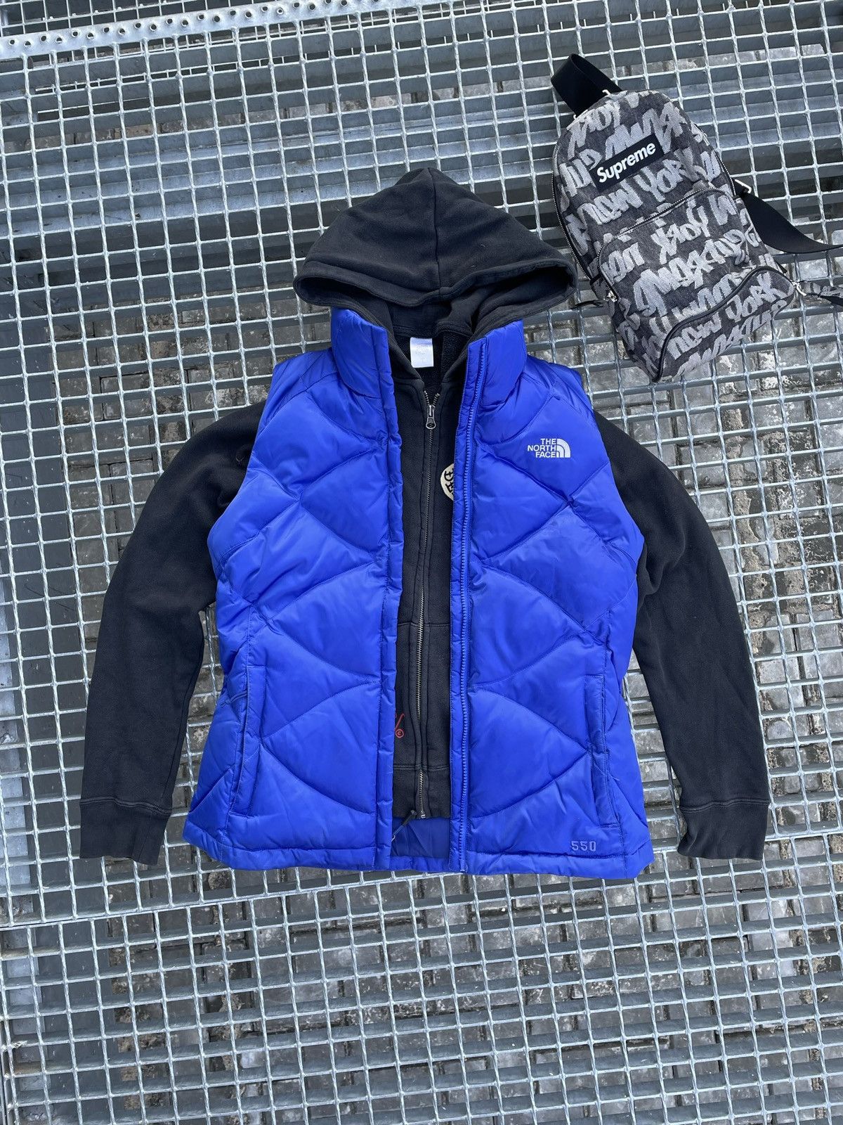 Other The North Face puffer vest down vest blue Size US S / EU 44-46 / 1 - 3 Thumbnail