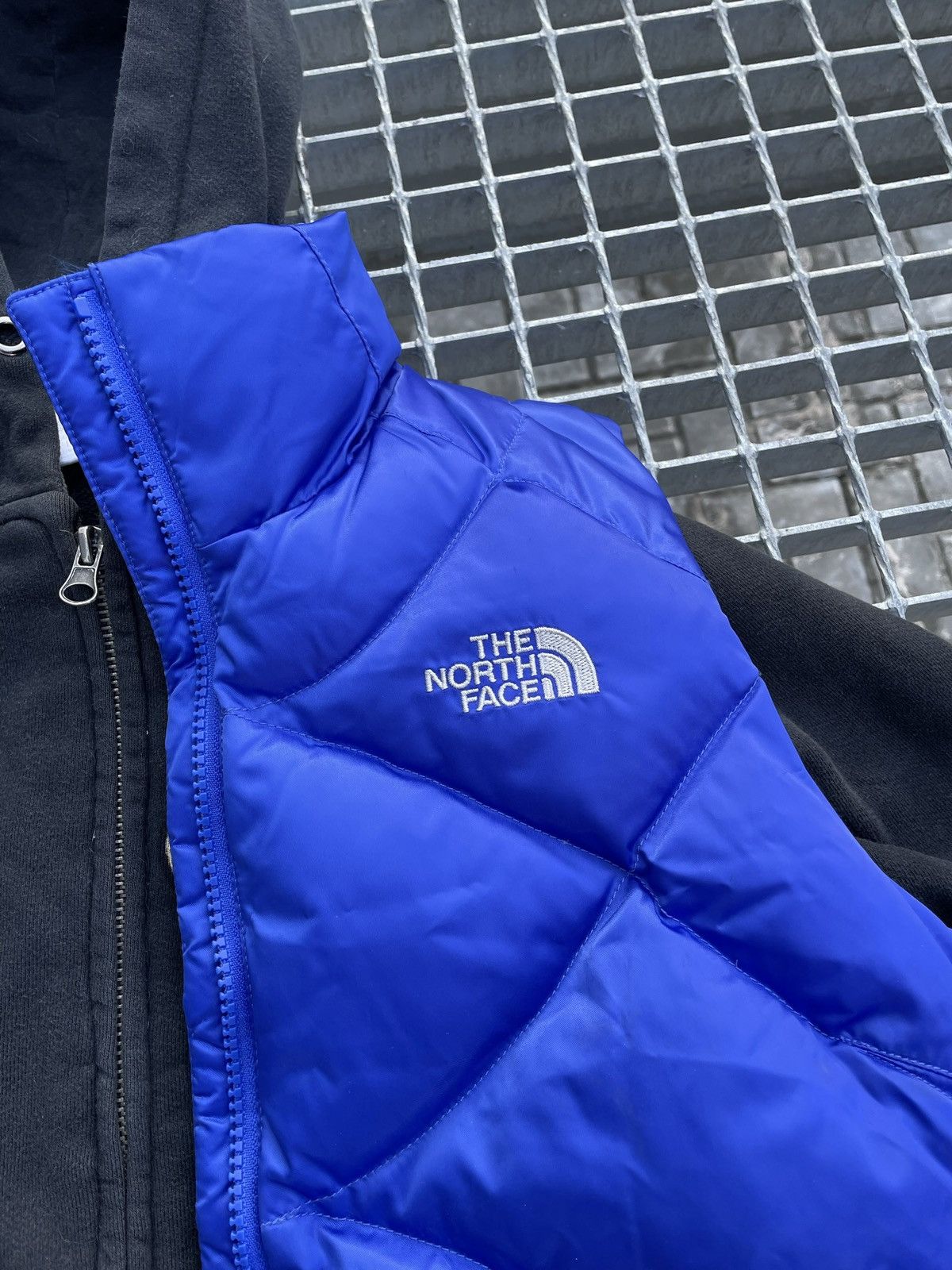 Other The North Face puffer vest down vest blue Size US S / EU 44-46 / 1 - 4 Thumbnail