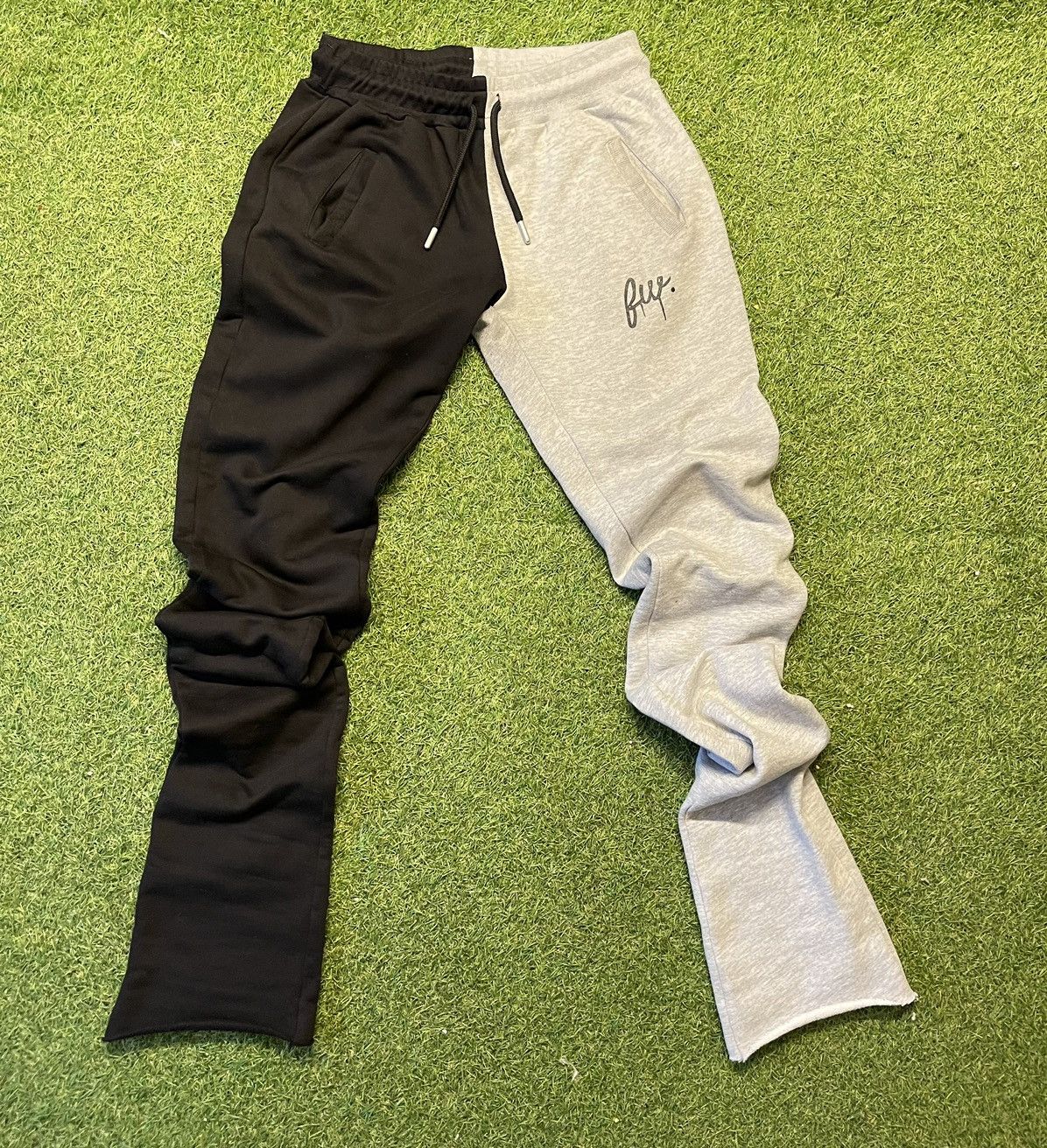 Vintage filthy wealth split stacked black & grey sweatpants sweats Size US 32 / EU 48 - 1 Thumbnail
