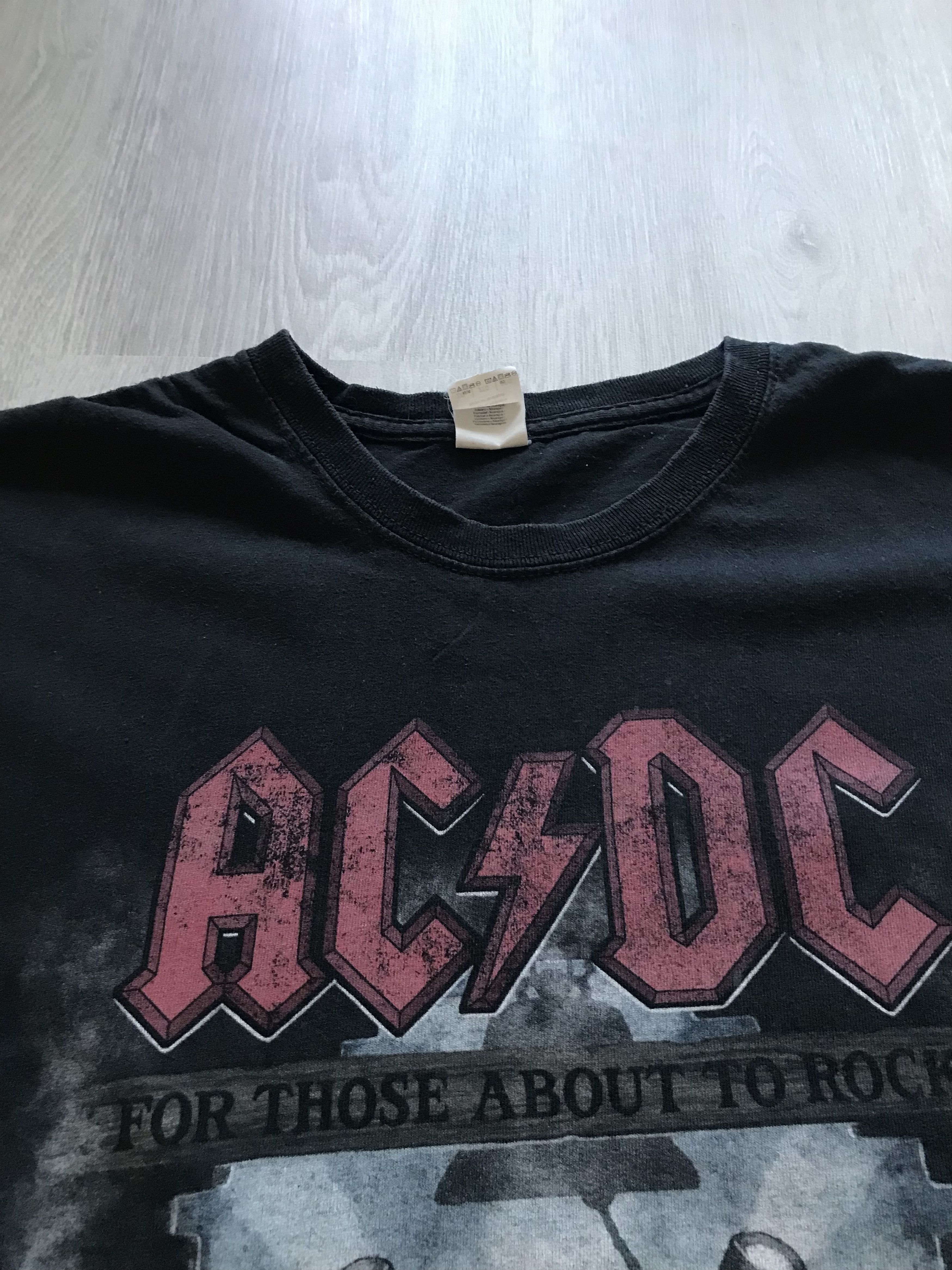 AC/DC AC/DC Rock tee for those about to rock we salute you Size US XXL / EU 58 / 5 - 4 Thumbnail
