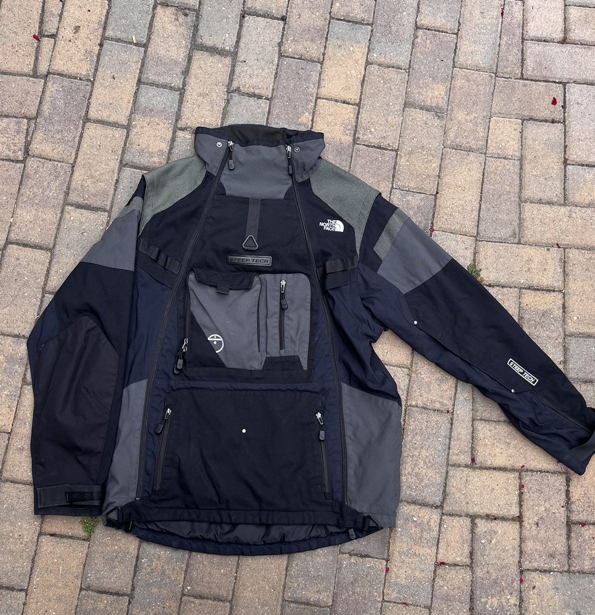 The north face steep deals tech transformer jacket