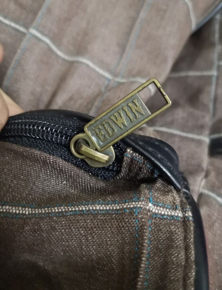 Edwin × Vintage VINTAGE EDWIN PLAID CANVAS CROSSBODY SHOULDER BAG Size ONE SIZE - 4 Thumbnail
