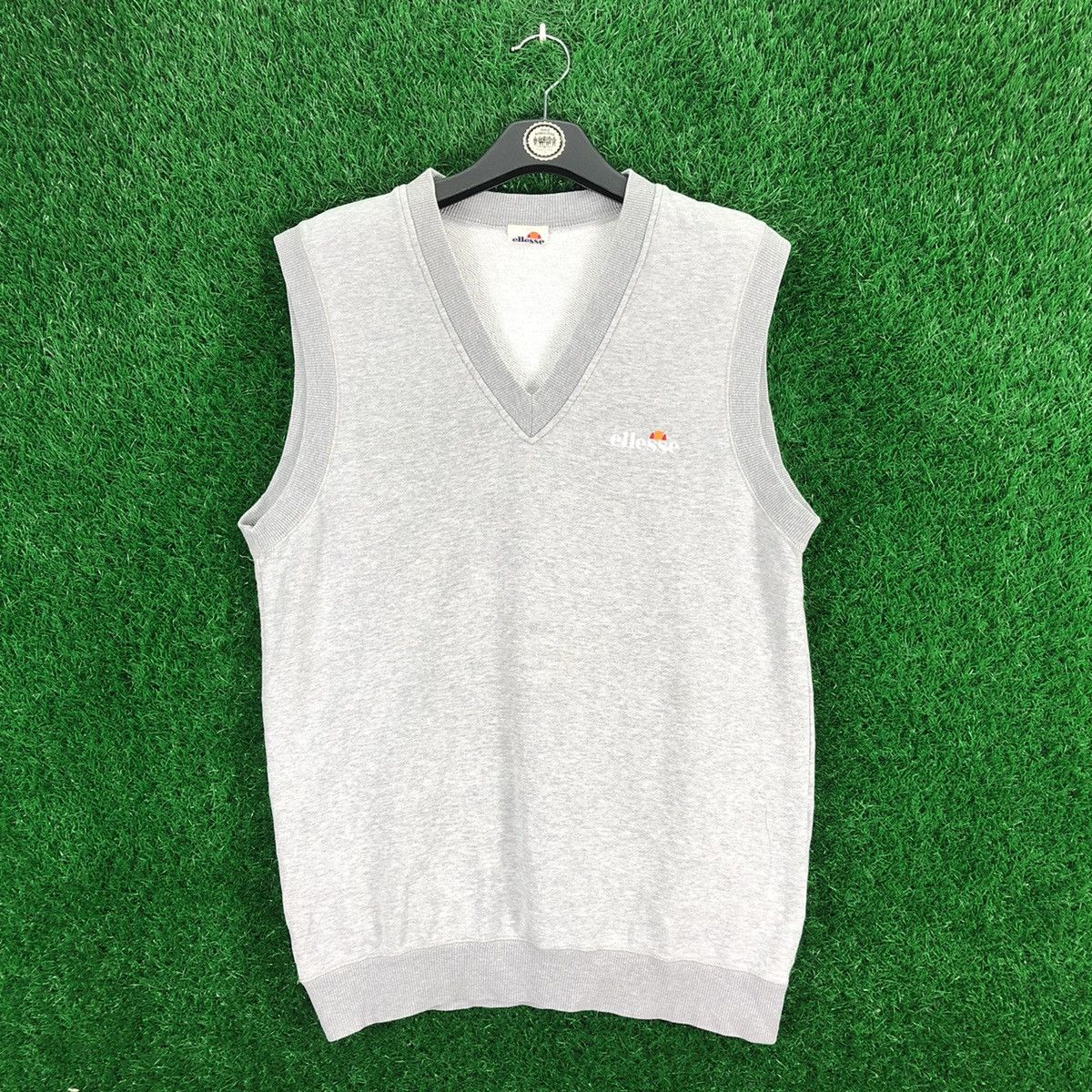 Ellesse Vintage 90's Ellesse V Neck Vest Embroidered Logo Size US S / EU 44-46 / 1 - 1 Thumbnail