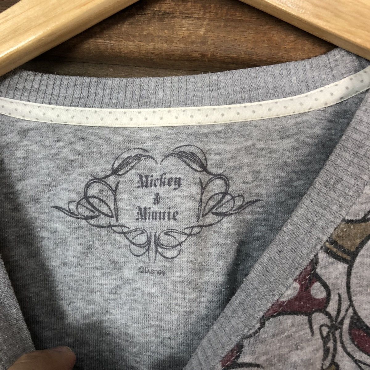 Disney × Mickey Mouse × Vintage Disney Mickey Mouse Grey Sweathshirt #5511 Size US L / EU 52-54 / 3 - 8 Thumbnail