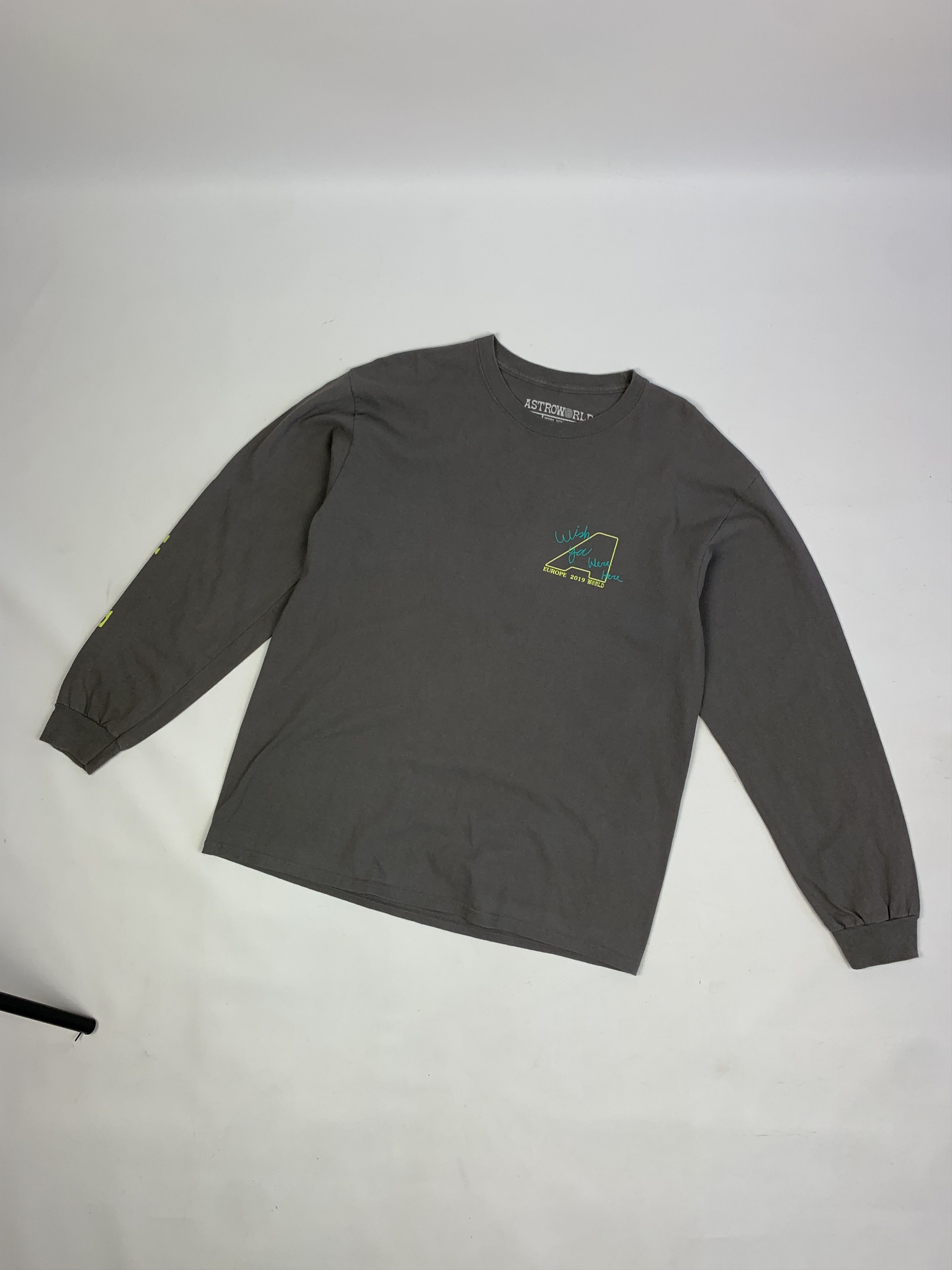 Travis Scott Astroworld Travis Scott Long sleeve Size US L / EU 52-54 / 3 - 1 Thumbnail