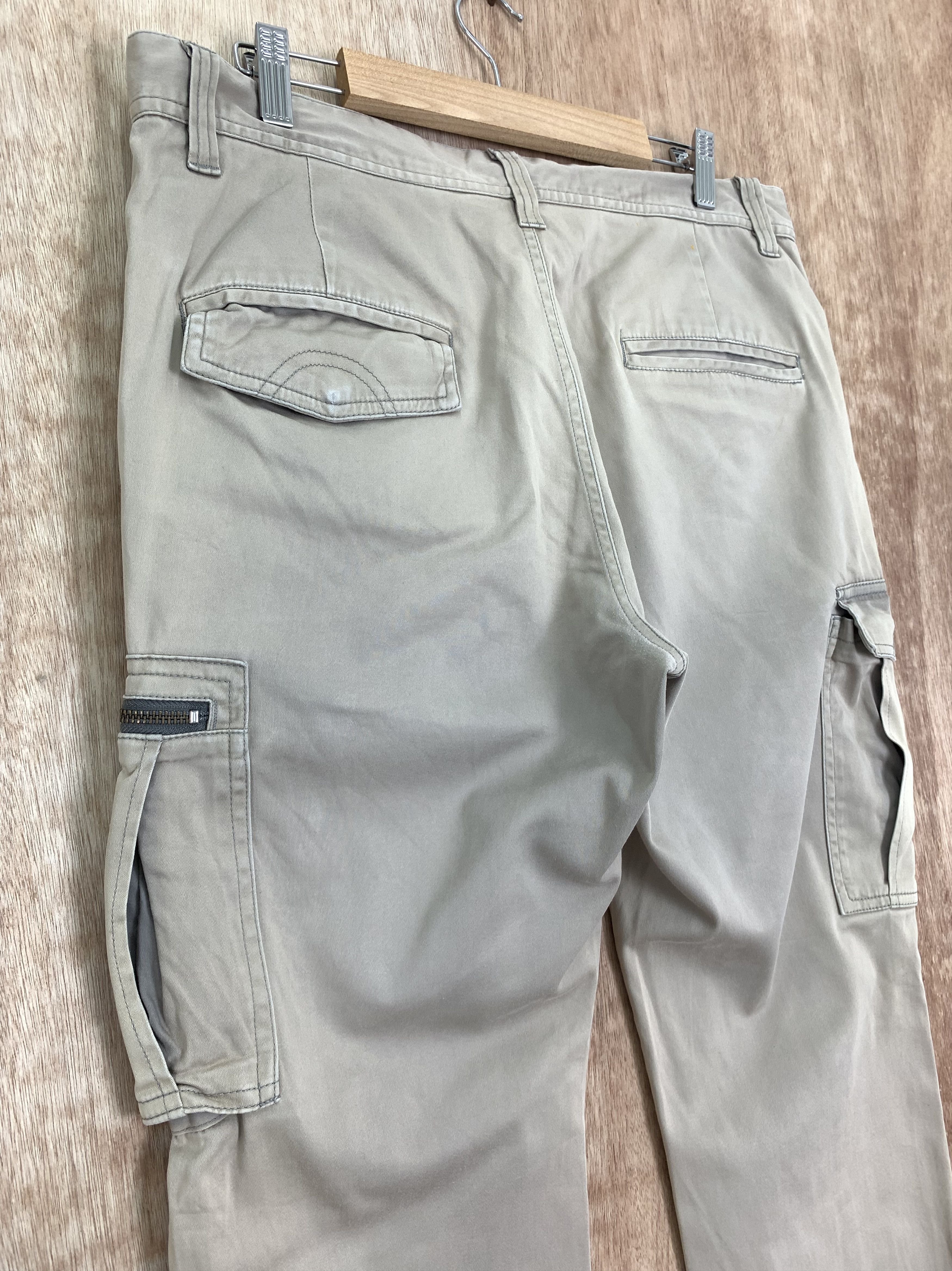 Japanese Brand Cargo Pants Mulitpocket Utilty Vintage Streetwear Size US 32 / EU 48 - 12 Thumbnail