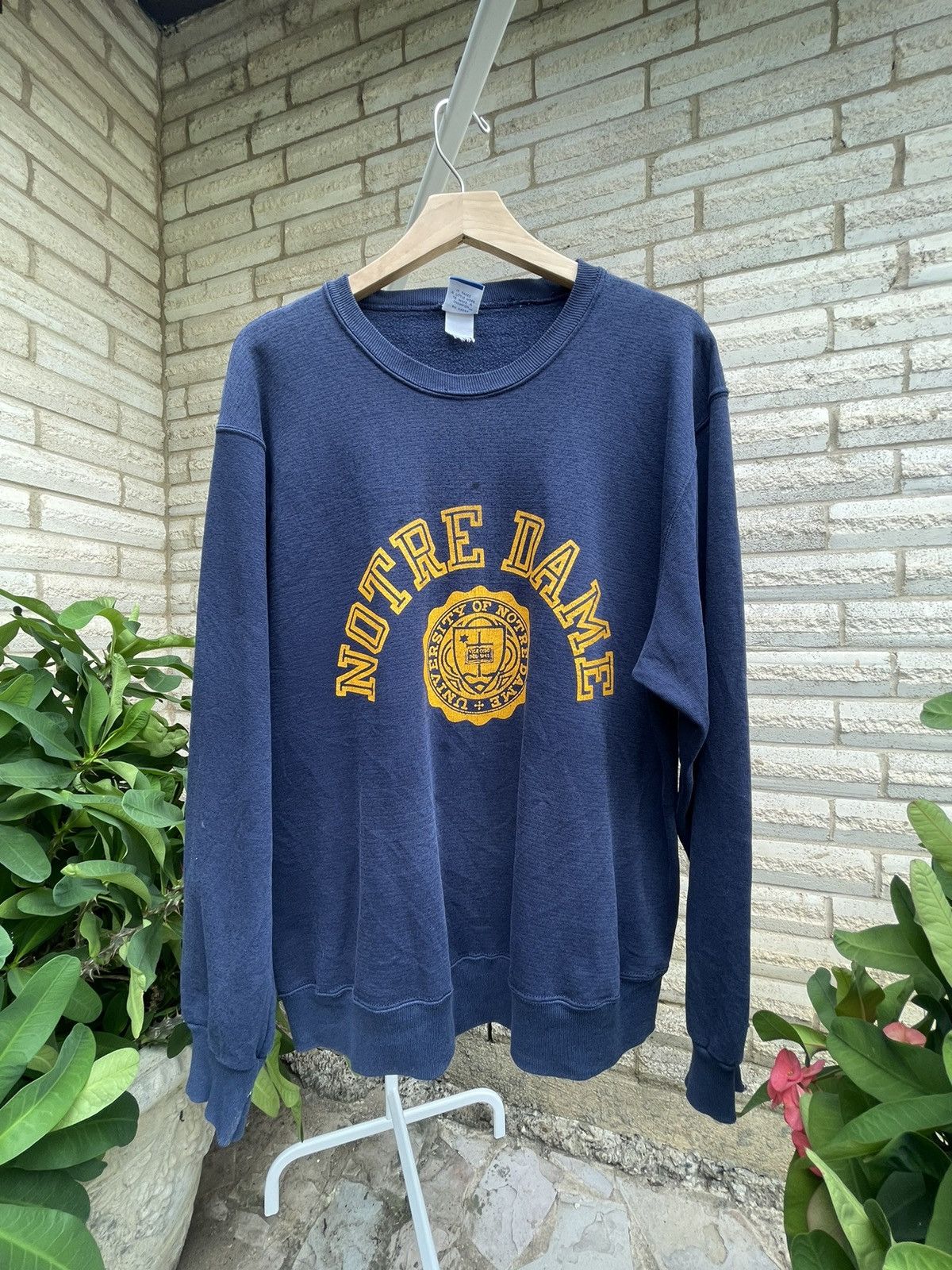 90'S Champion V-neck nylon pullover, men's size L, vintage Nylon green type Vintage Second Hand