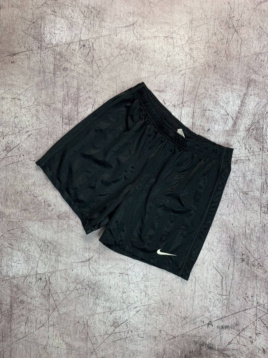 Nike × Vintage Vintage Nike Y2K Hype Shorts Size US 30 / EU 46 - 1 Thumbnail