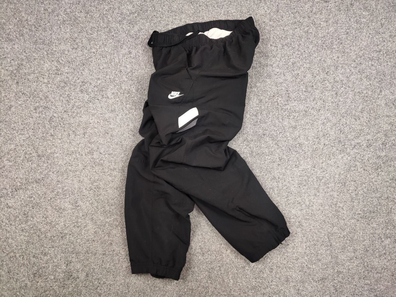 Nike Nike Track Vintage Pants Swoosh Y2K Drill Nylon Joggers Rare Size US 34 / EU 50 - 14 Thumbnail