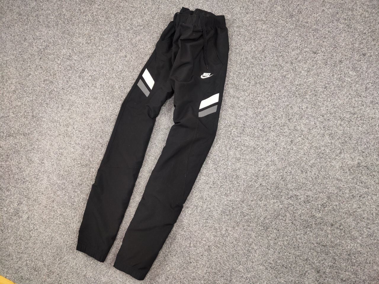 Nike Nike Track Vintage Pants Swoosh Y2K Drill Nylon Joggers Rare Size US 34 / EU 50 - 3 Thumbnail