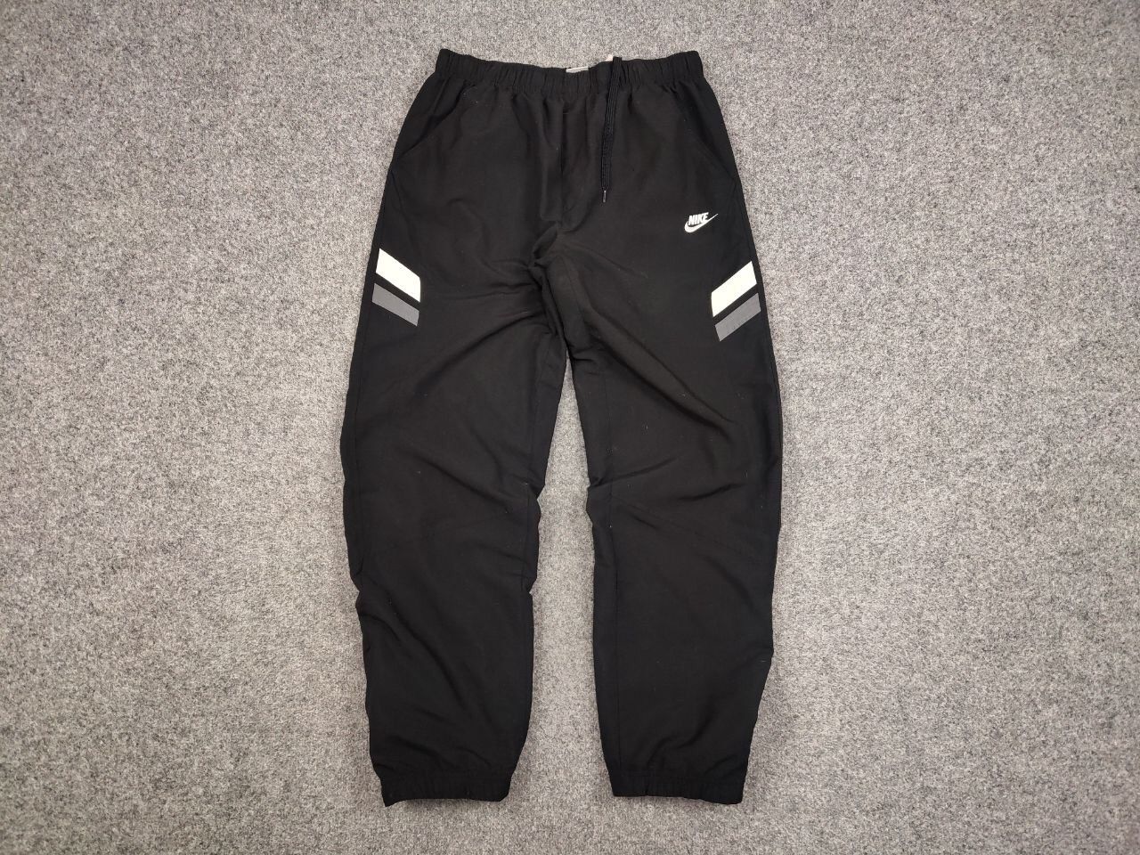 Nike Nike Track Vintage Pants Swoosh Y2K Drill Nylon Joggers Rare Size US 34 / EU 50 - 11 Thumbnail