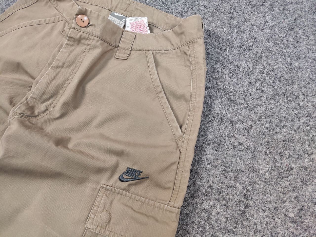 Nike Vintage Nike Cargo Casual Shorts Streetwear Travis Scott Size US 32 / EU 48 - 5 Thumbnail