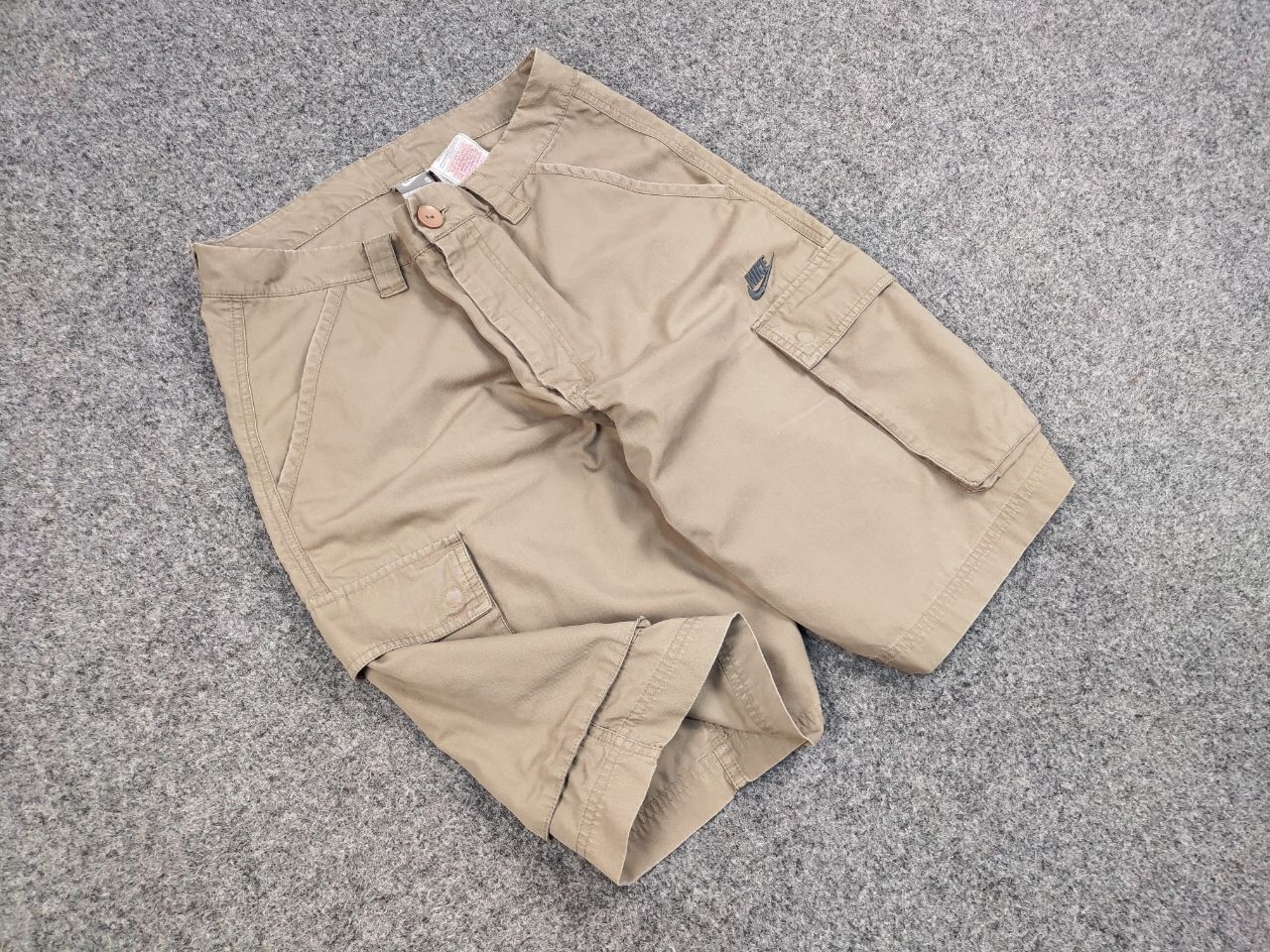 Nike Vintage Nike Cargo Casual Shorts Streetwear Travis Scott Size US 32 / EU 48 - 6 Thumbnail