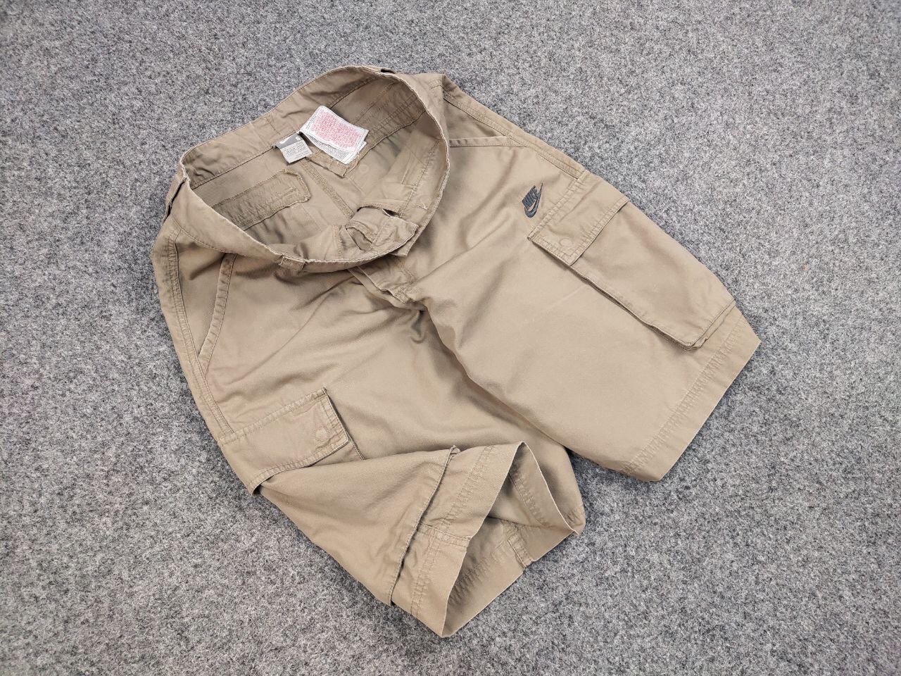Nike Vintage Nike Cargo Casual Shorts Streetwear Travis Scott Size US 32 / EU 48 - 7 Thumbnail